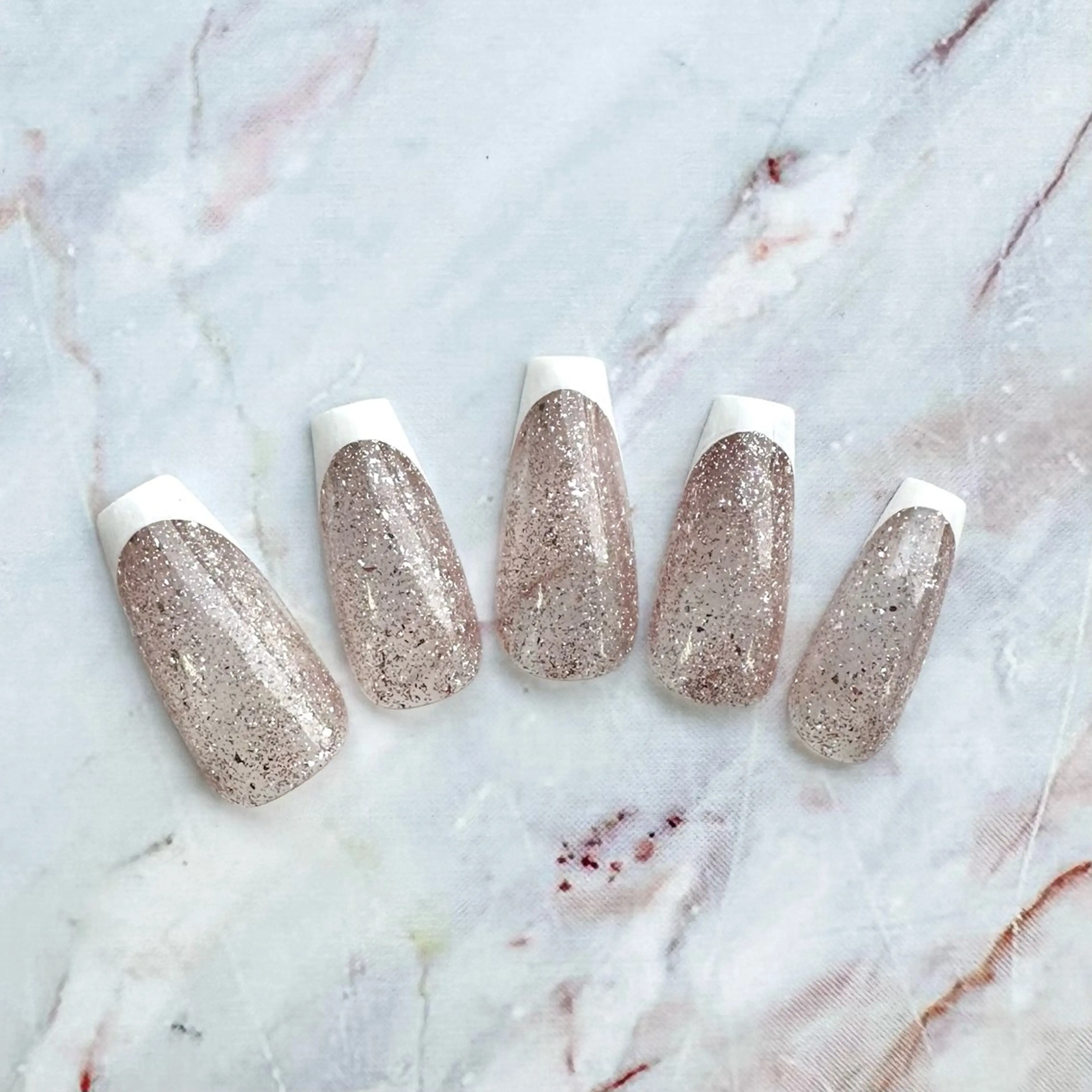 ネイル ハンドネイル ハンドケア ètoile 目黒店のネイルデザイン