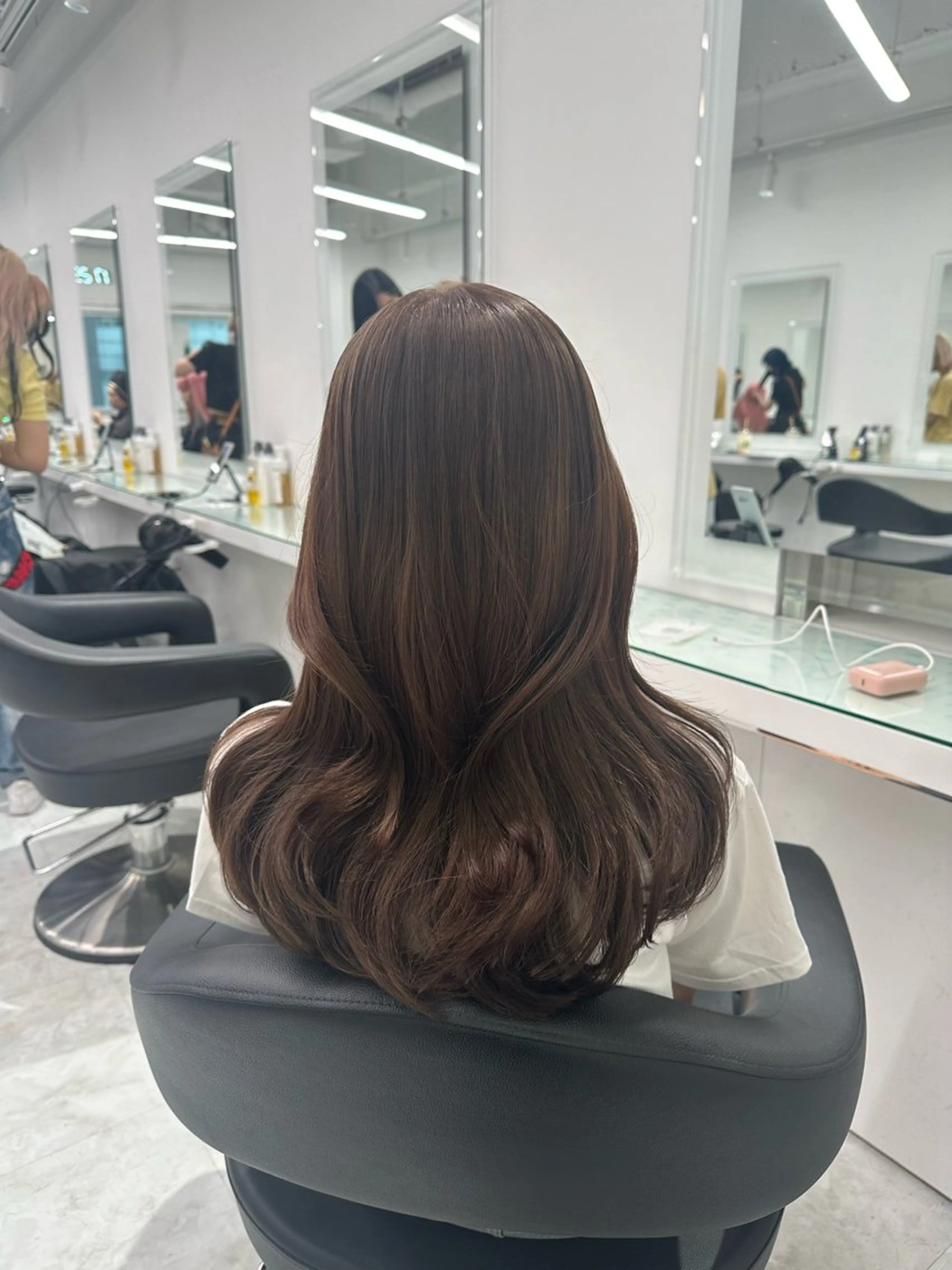 ロング カラー ヘアカラー トリートメント ヘッドスパ ヘアセット ❄最強かわいいカラー ❄️MINA❄️のヘアスタイル