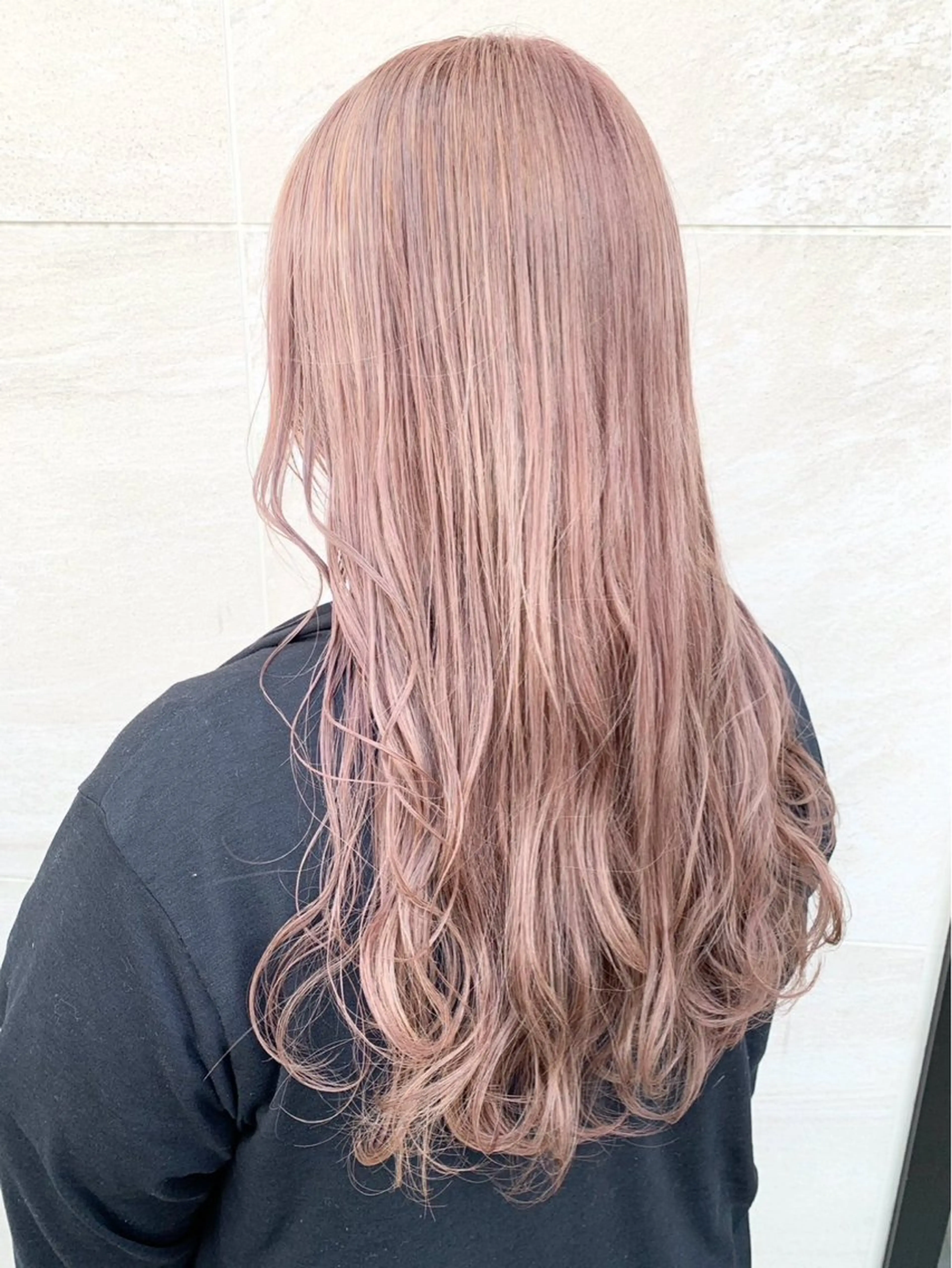 セミロング カラー ブリーチ ケアブリーチ カット ヘアカラー トリートメント 松岡 恭弘のヘアスタイル