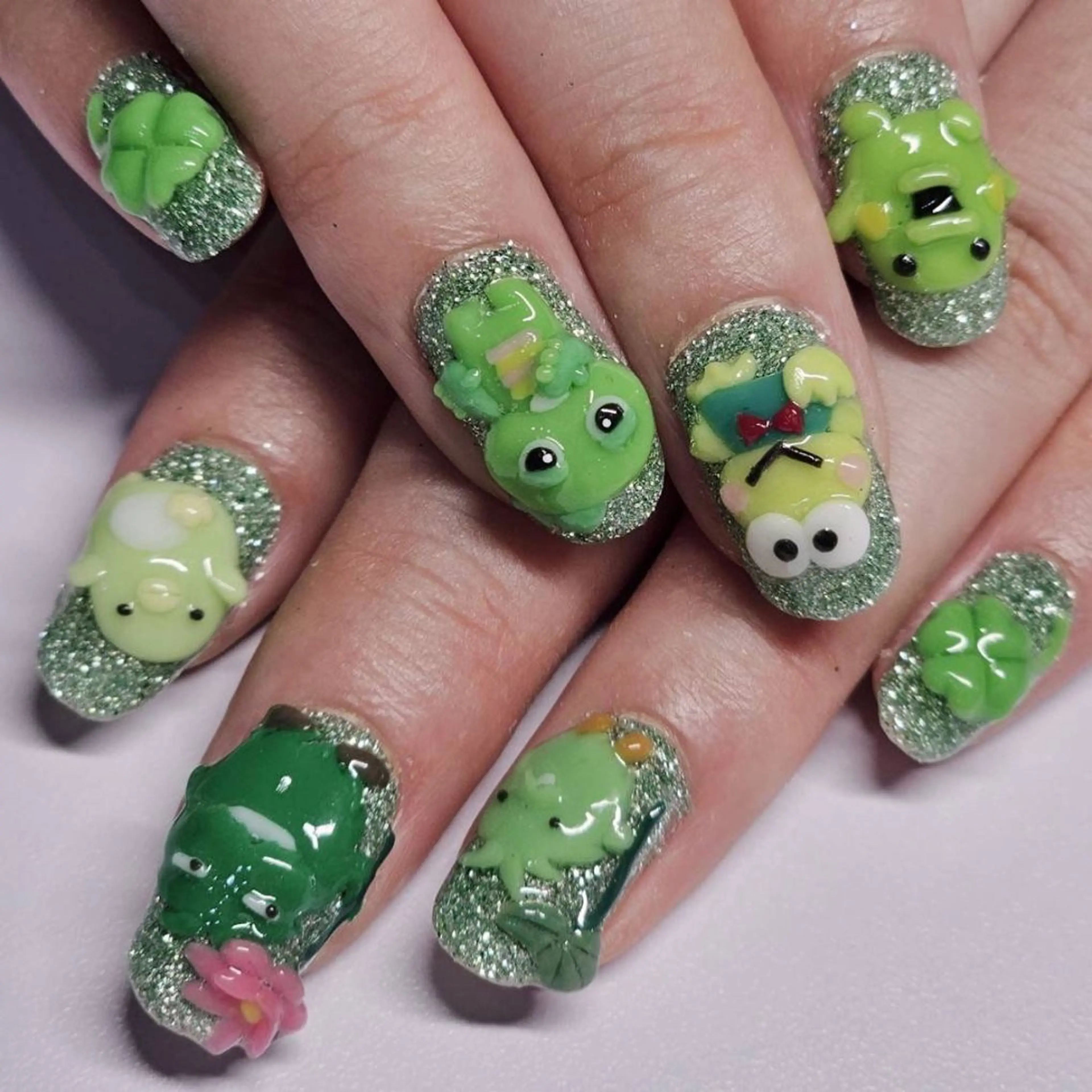 ネイル アートネイル グリーン ラメ(グリッター) ワンカラーネイル ハンドネイル よしだ ひろきのネイルデザイン