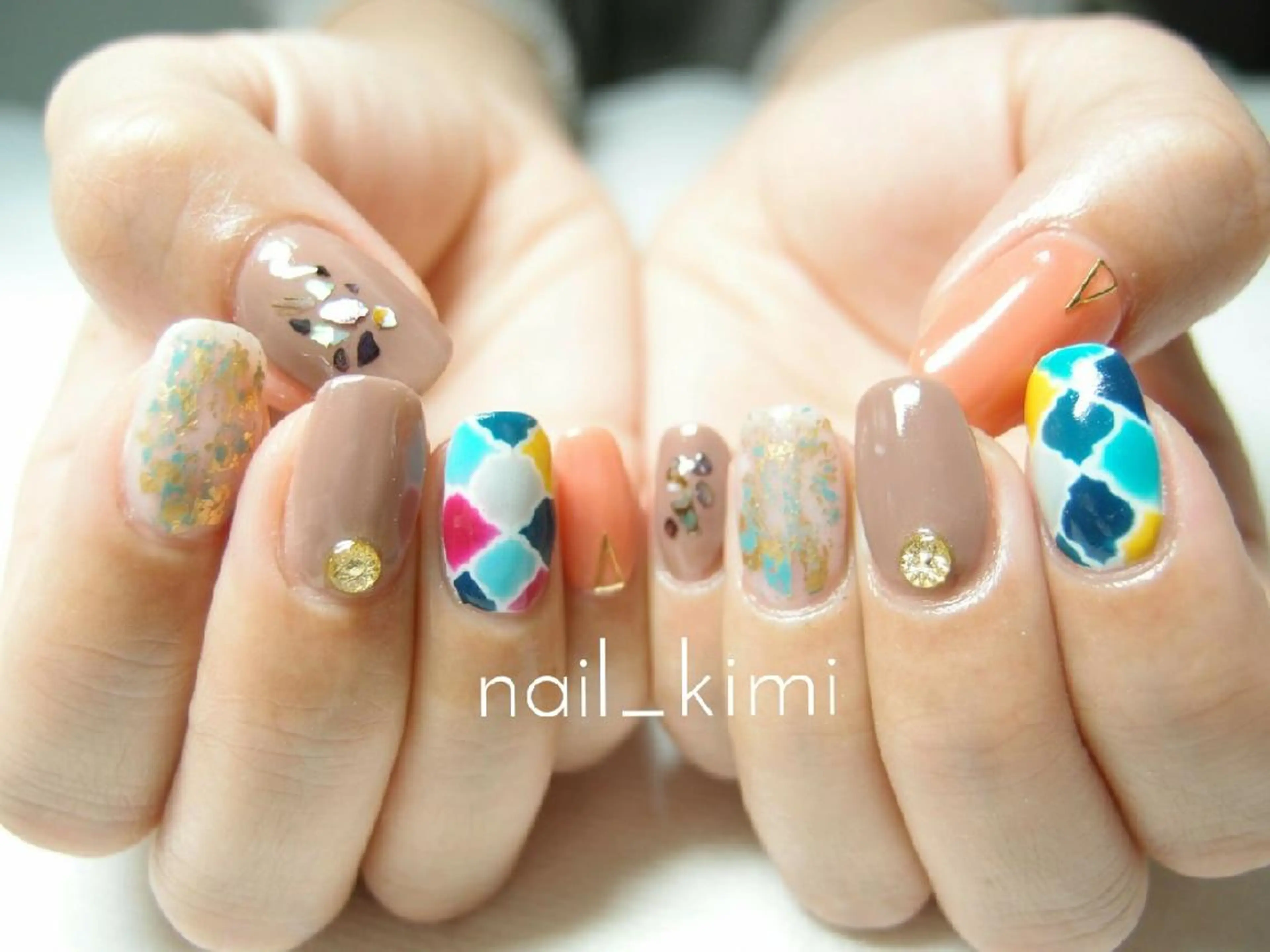 ネイル アートネイル 持ち込み ストーンネイル ConneQt所属・ETHOSENSE. kimikaのネイルデザイン