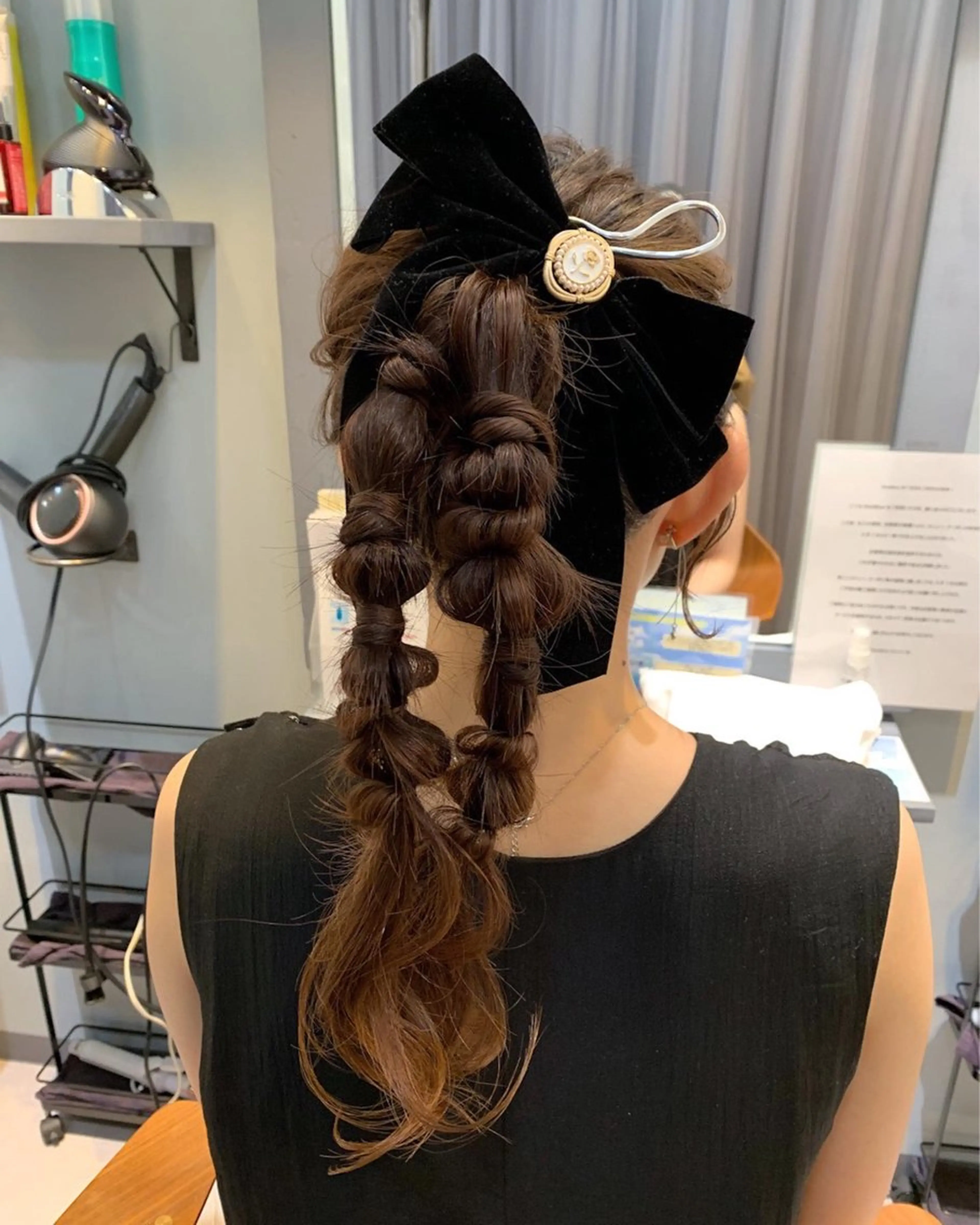 セミロング ヘアアレンジ 結婚式・ブライダル KINGKONG BARBERSHOP by ALVAREZ所属・takebuchi harukaのヘアスタイル