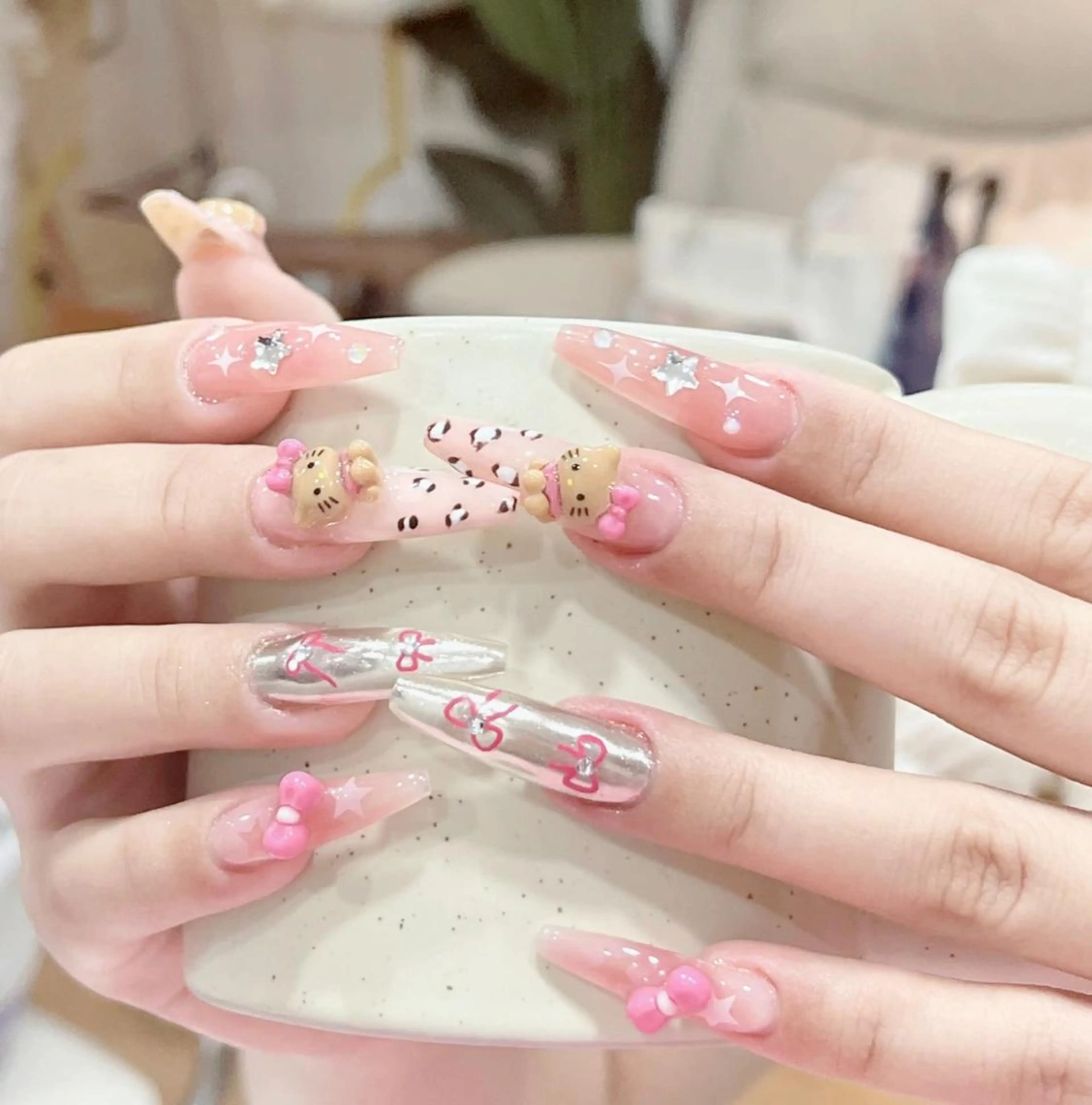 ネイル ハンドネイル ハンドケア AB マツエクネイルサロンのネイルデザイン