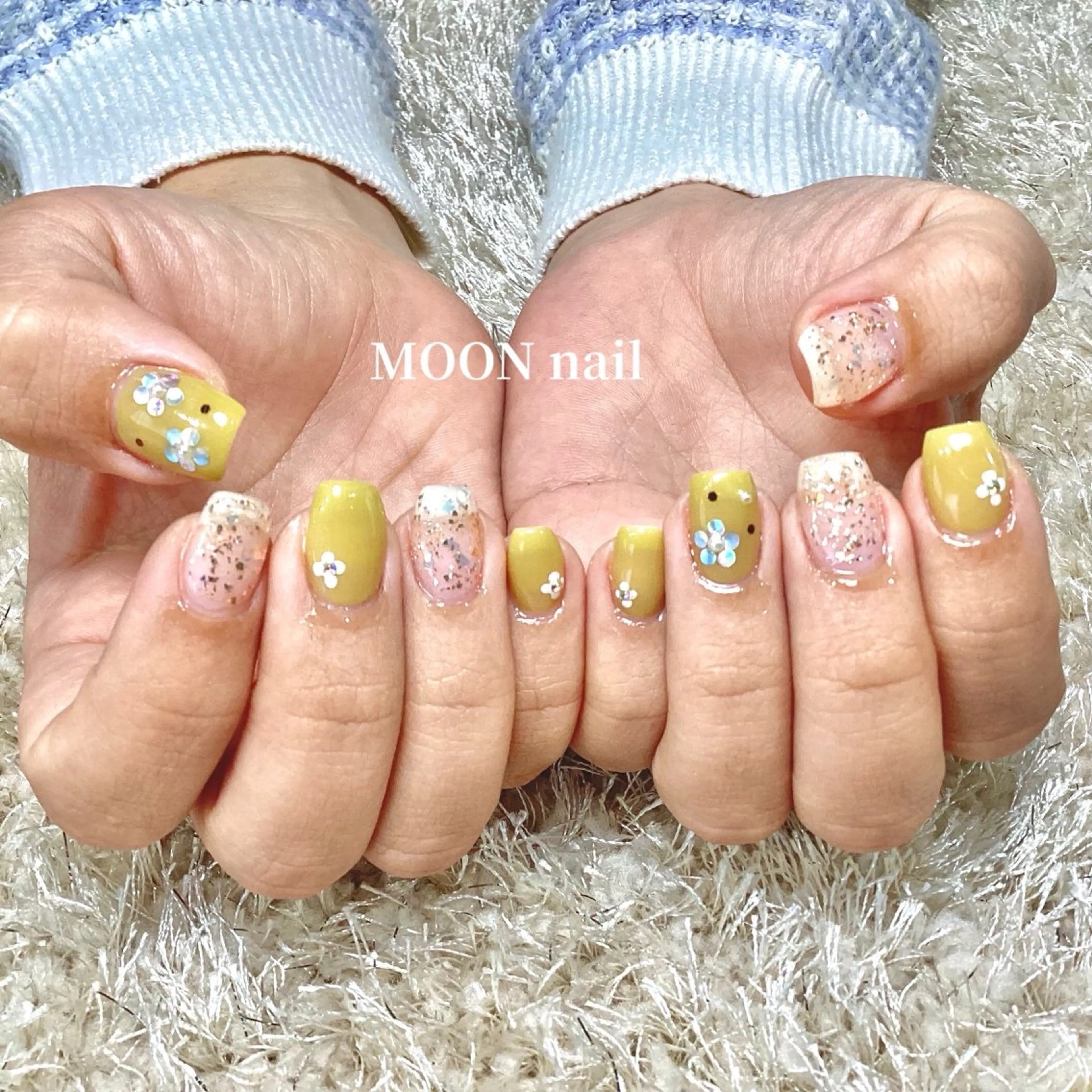 ネイル 浦添 MOON  nailのネイルデザイン