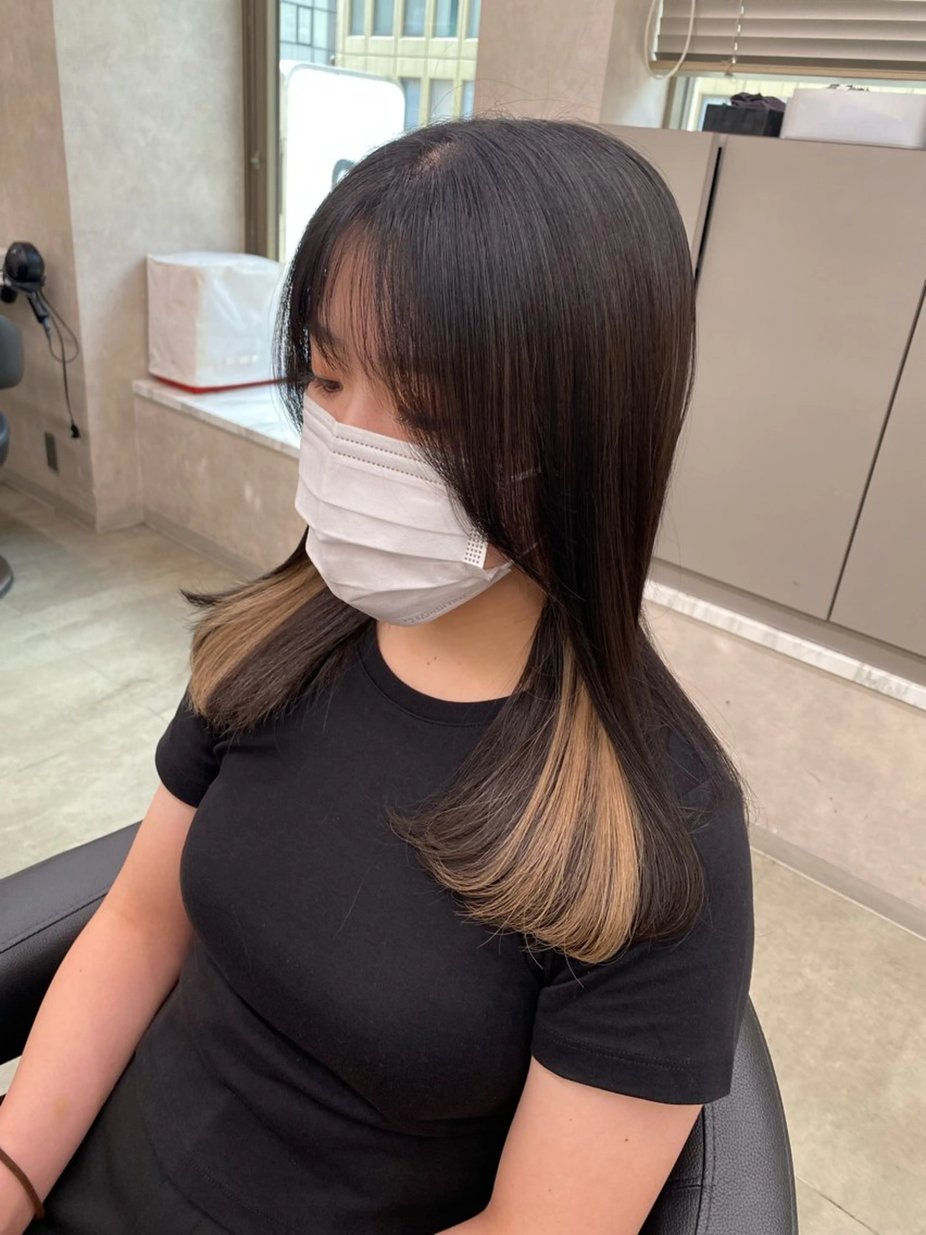 セミロング カラー ヘアアレンジ ブリーチ イヤリングカラー TRUNAIL&EYE所属・TRU Shino🦋のマツエク・マツパデザイン