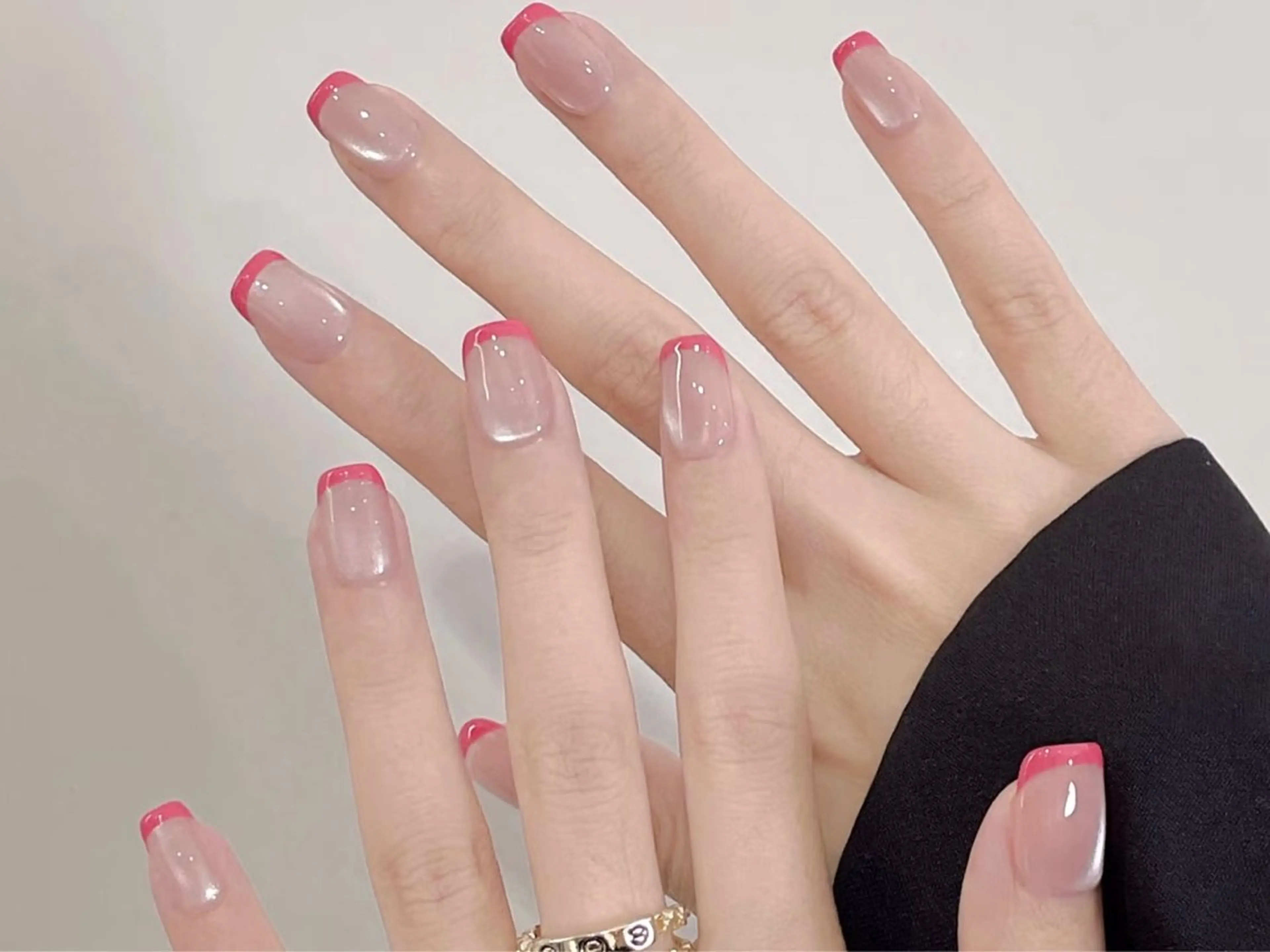 ネイル The Bomのマツエク・マツパデザイン