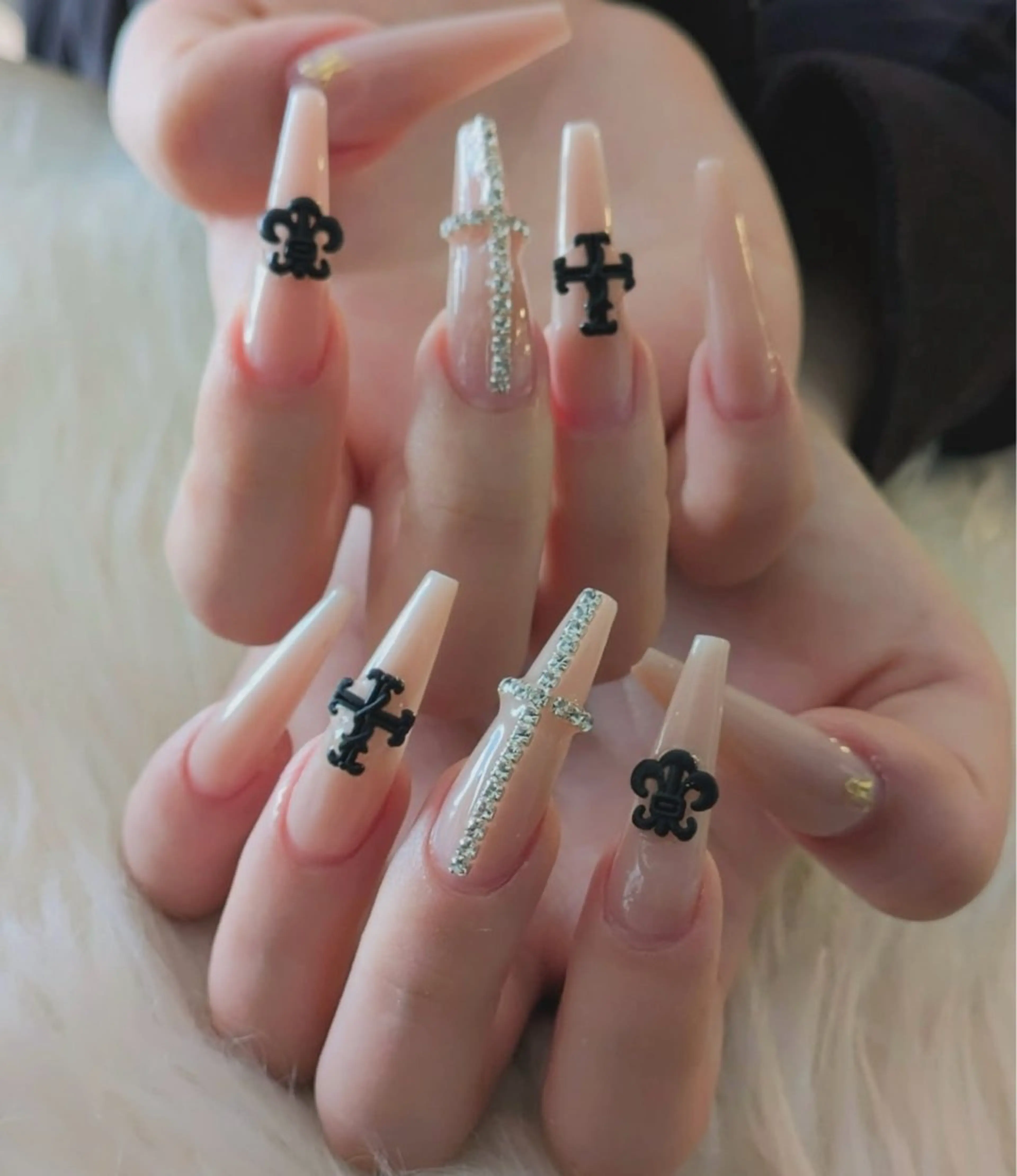 ネイル グラデーション キラキラネイル ワンカラーネイル 冬ネイル Jenn Nail Salonのネイルデザイン