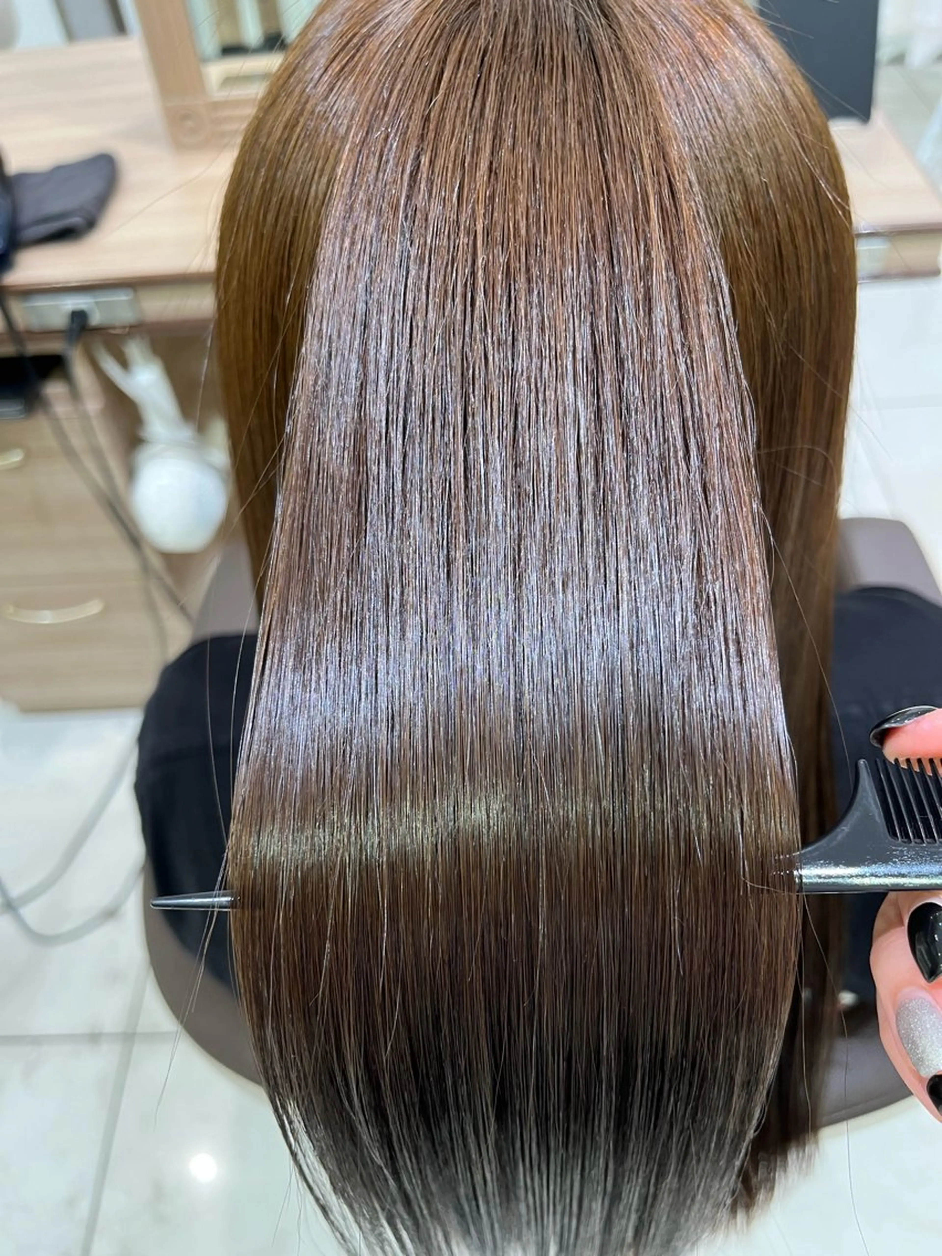 セミロング カット 縮毛矯正 トリートメント 伊佐 愛のヘアスタイル