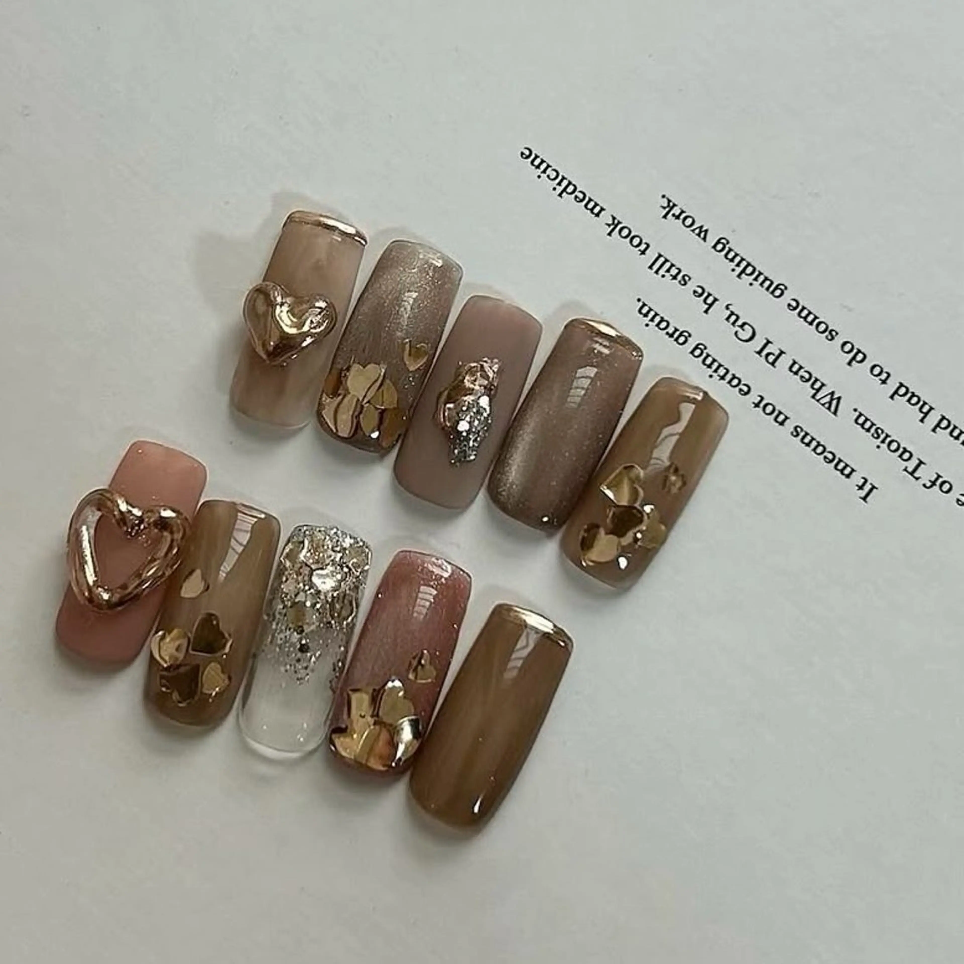 ミディアム ハンドネイル private nailsalon valerie所属・valerie /  miyuのネイルデザイン