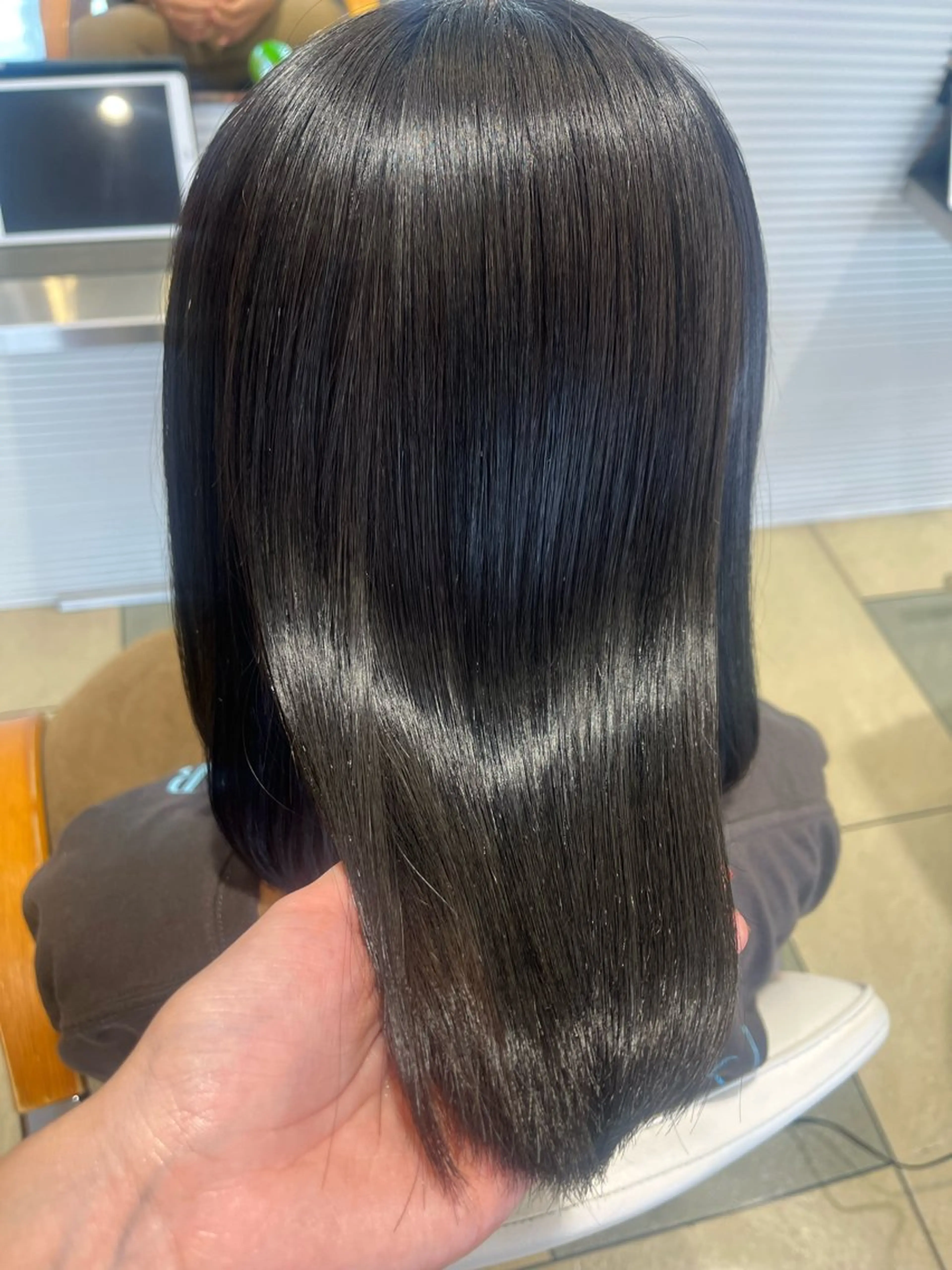 ミディアム カラー カット ヘアカラー トリートメント ベージュカラー⌇﻿ くびれヘア.𐙚心音のヘアスタイル