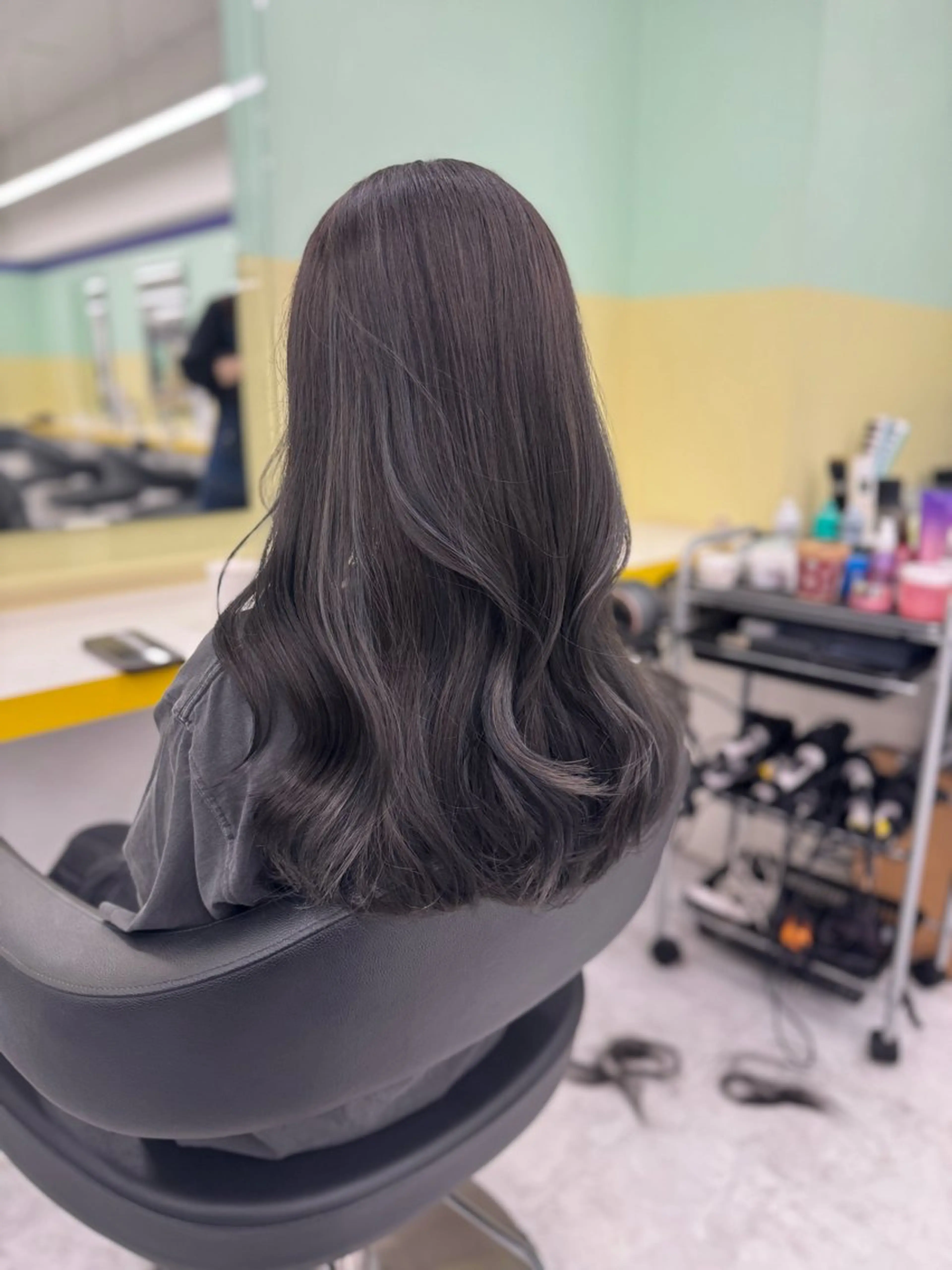 カラー ヘアアレンジ ヘアカラー トリートメント ヘアセット ☁️トレンド✖️ 透明感☁️りくのヘアスタイル