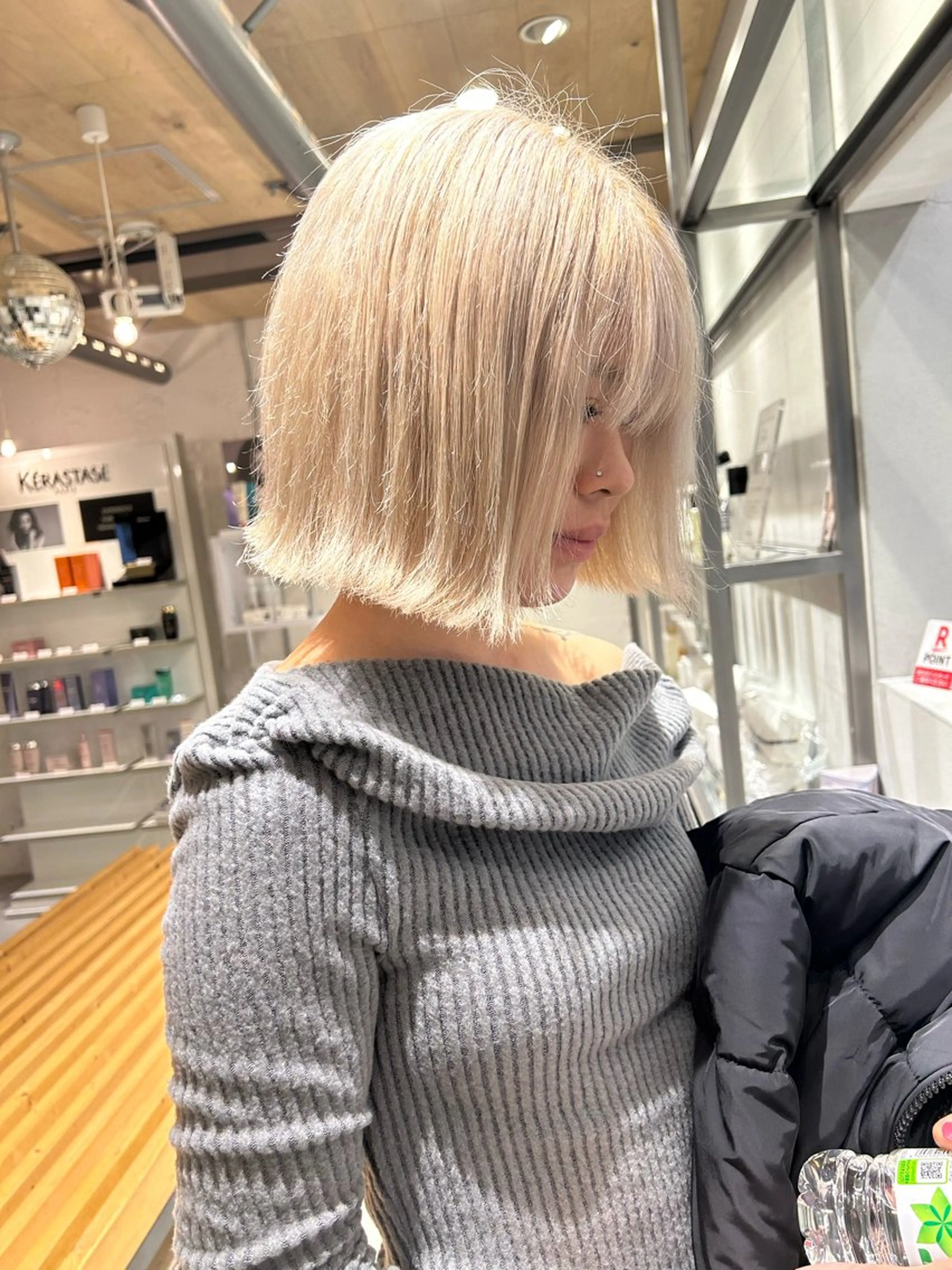 ショート カラー ✨ブリーチ特化✨ 💚Acchon💚のヘアスタイル