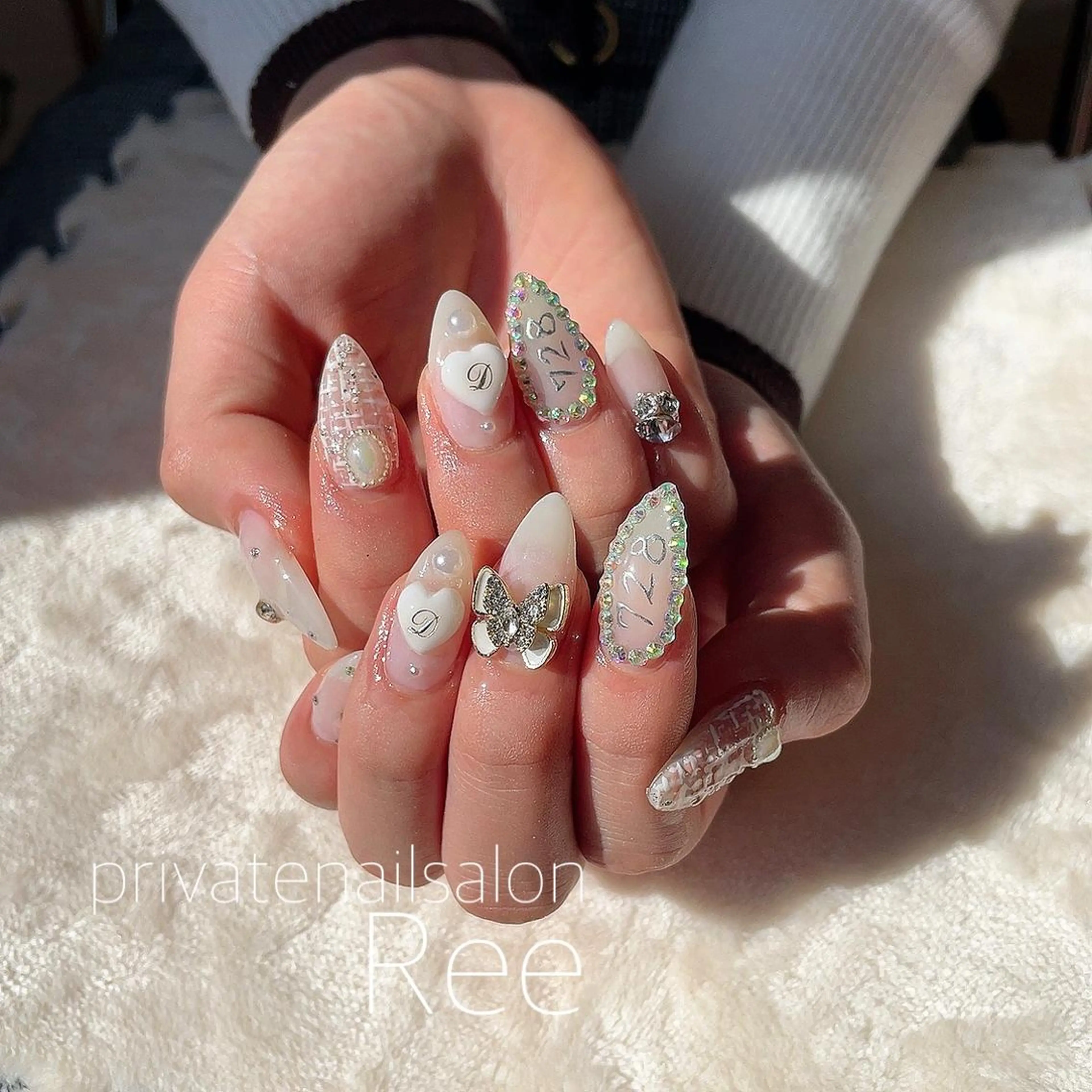 ネイル 知花 梨花のネイルデザイン