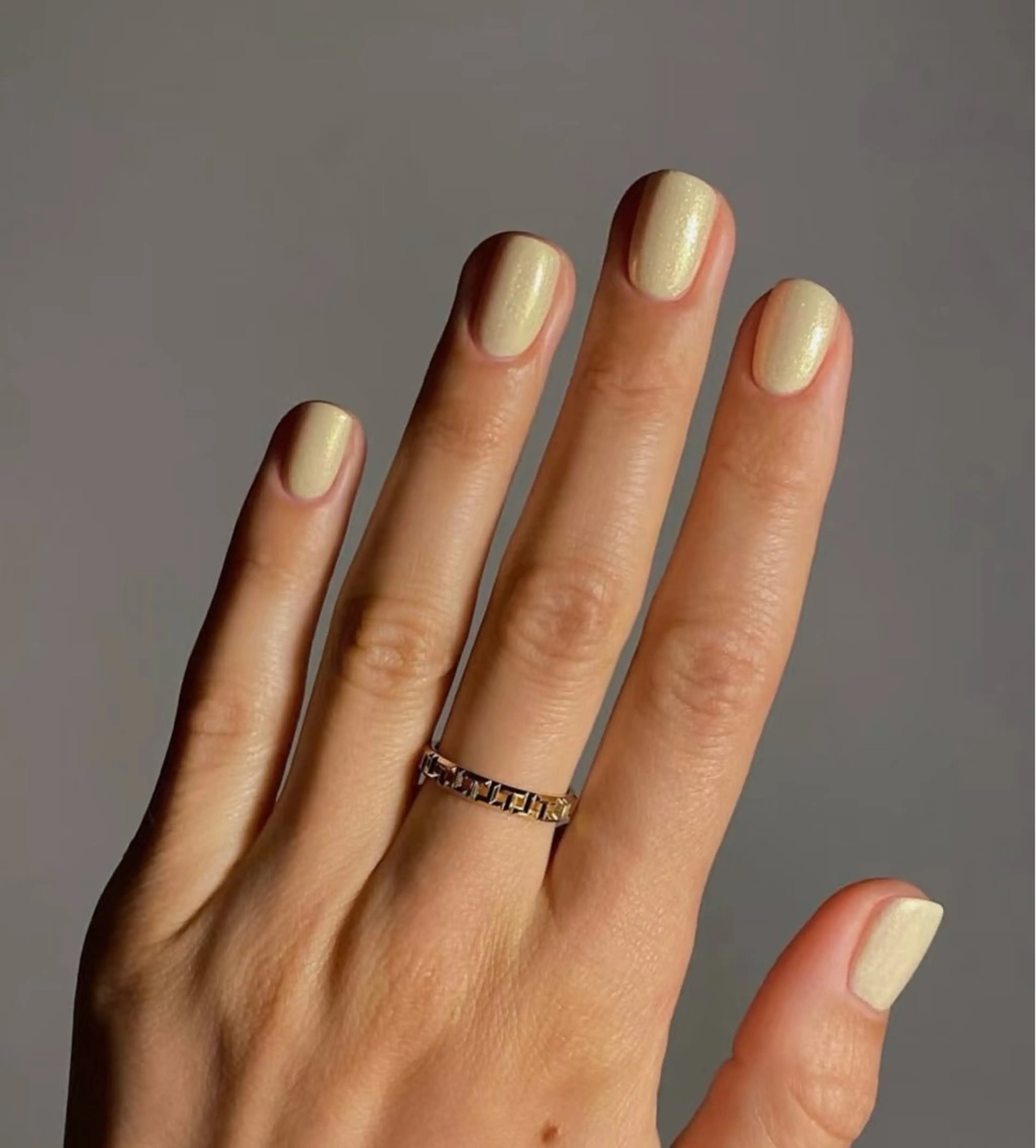 ネイル 高木 維麗絲のネイルデザイン