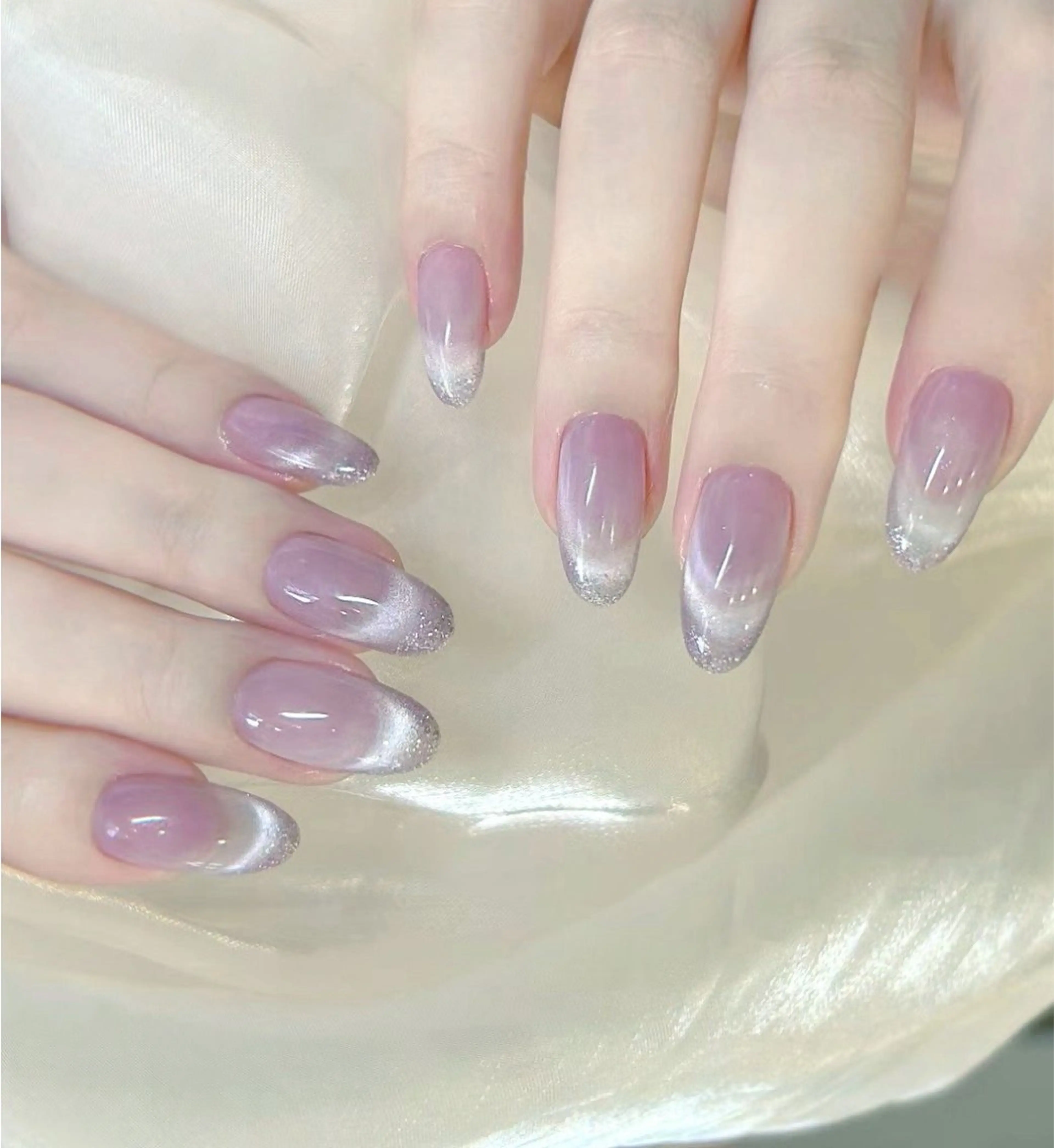 ネイル pink ladyサロン所属・べ にのネイルデザイン