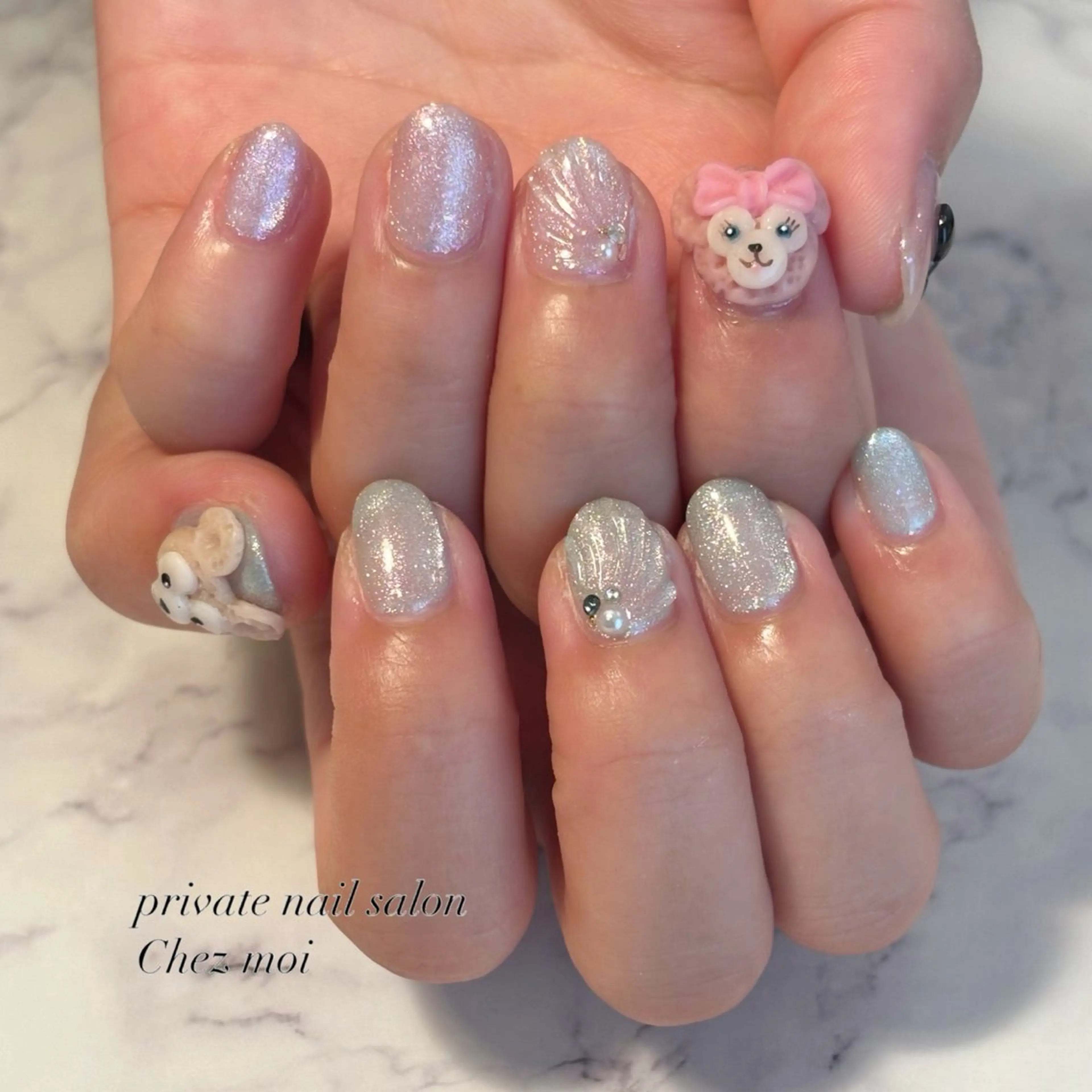 ネイル KOMINE TOMOKOのネイルデザイン