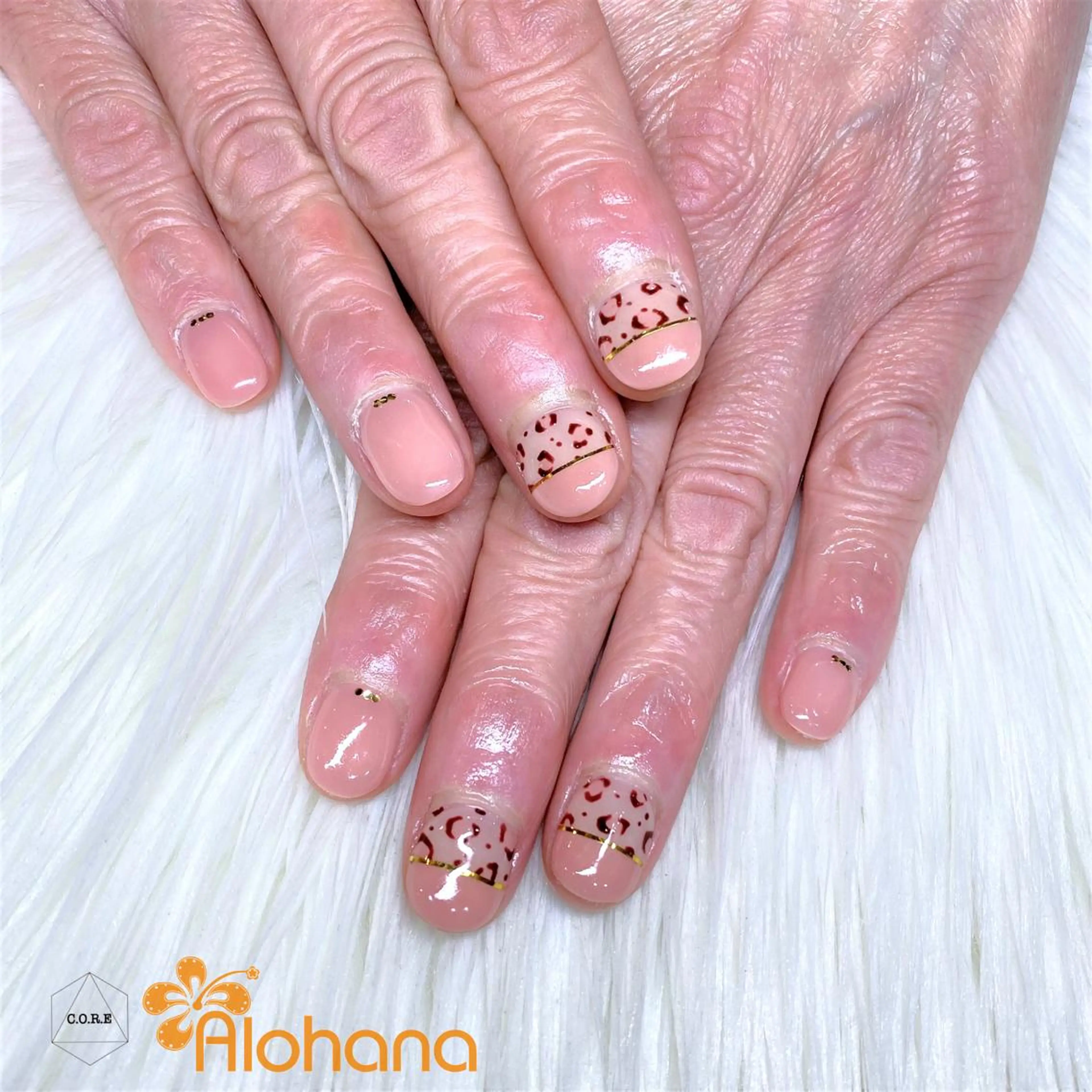 ネイル アニマル柄 ハンドネイル Alohana所属・Alohana Minaのネイルデザイン
