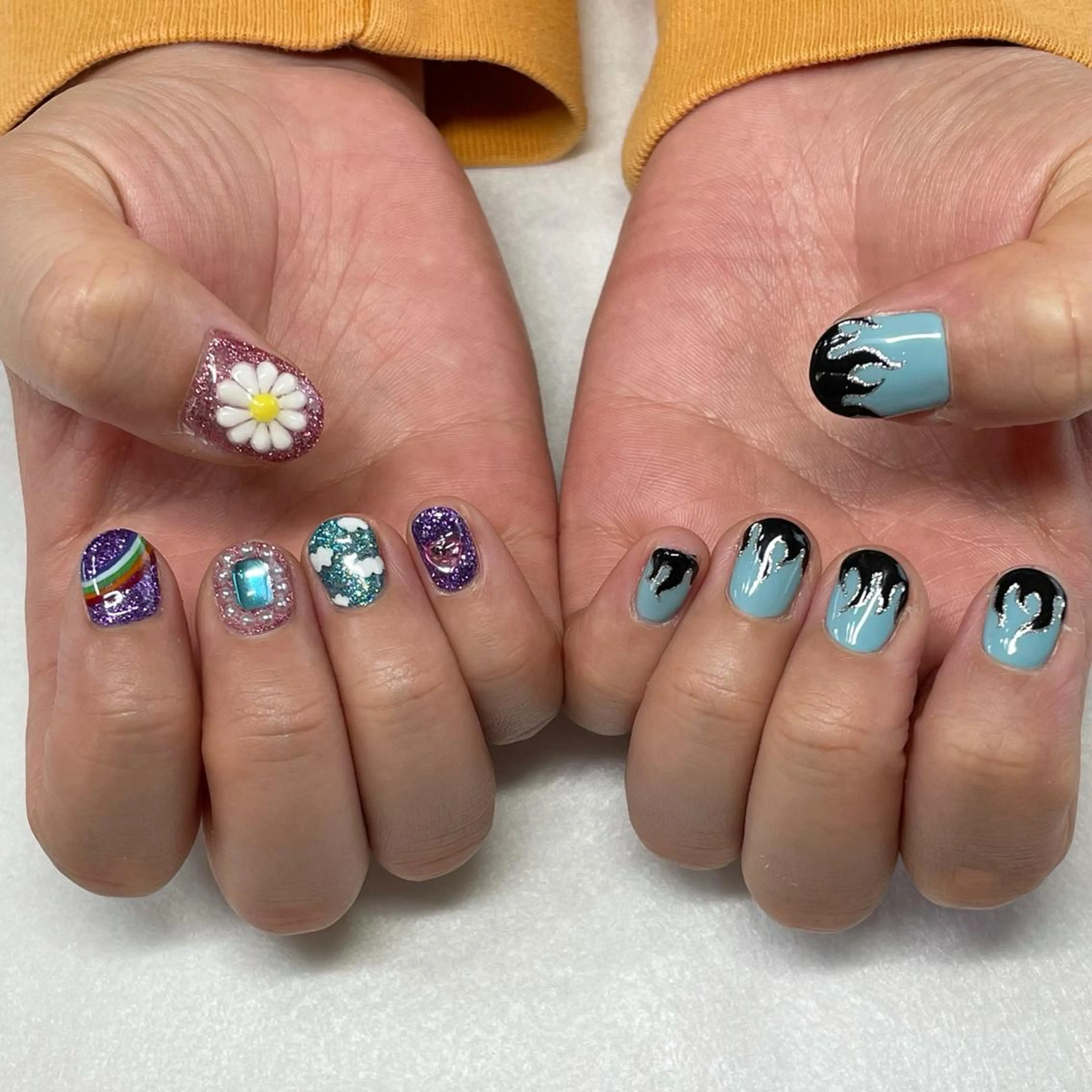 ネイル ジェルネイル 東 千夏のネイルデザイン