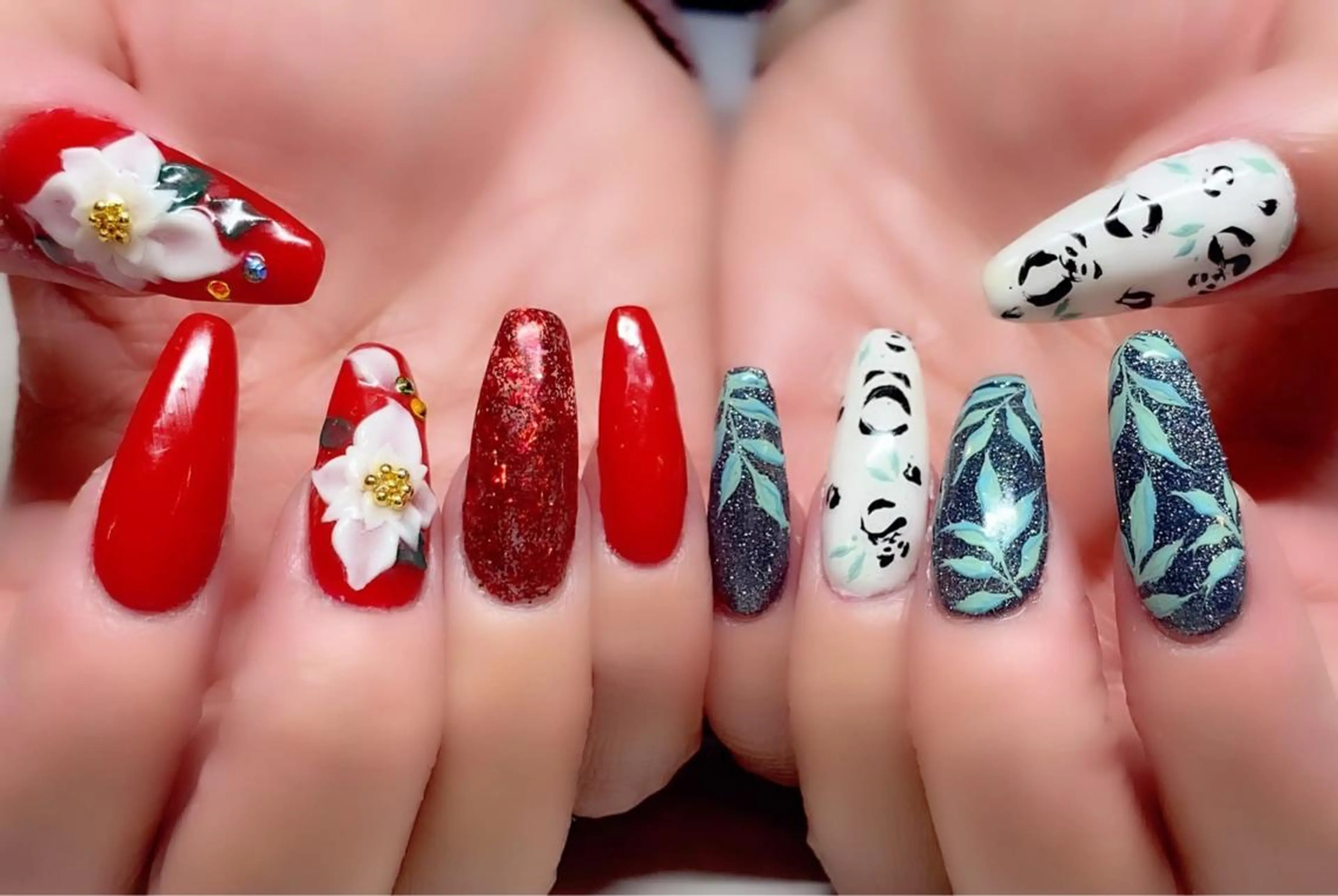 ネイル フラワーネイル Nail salon MEGUMIのネイルデザイン