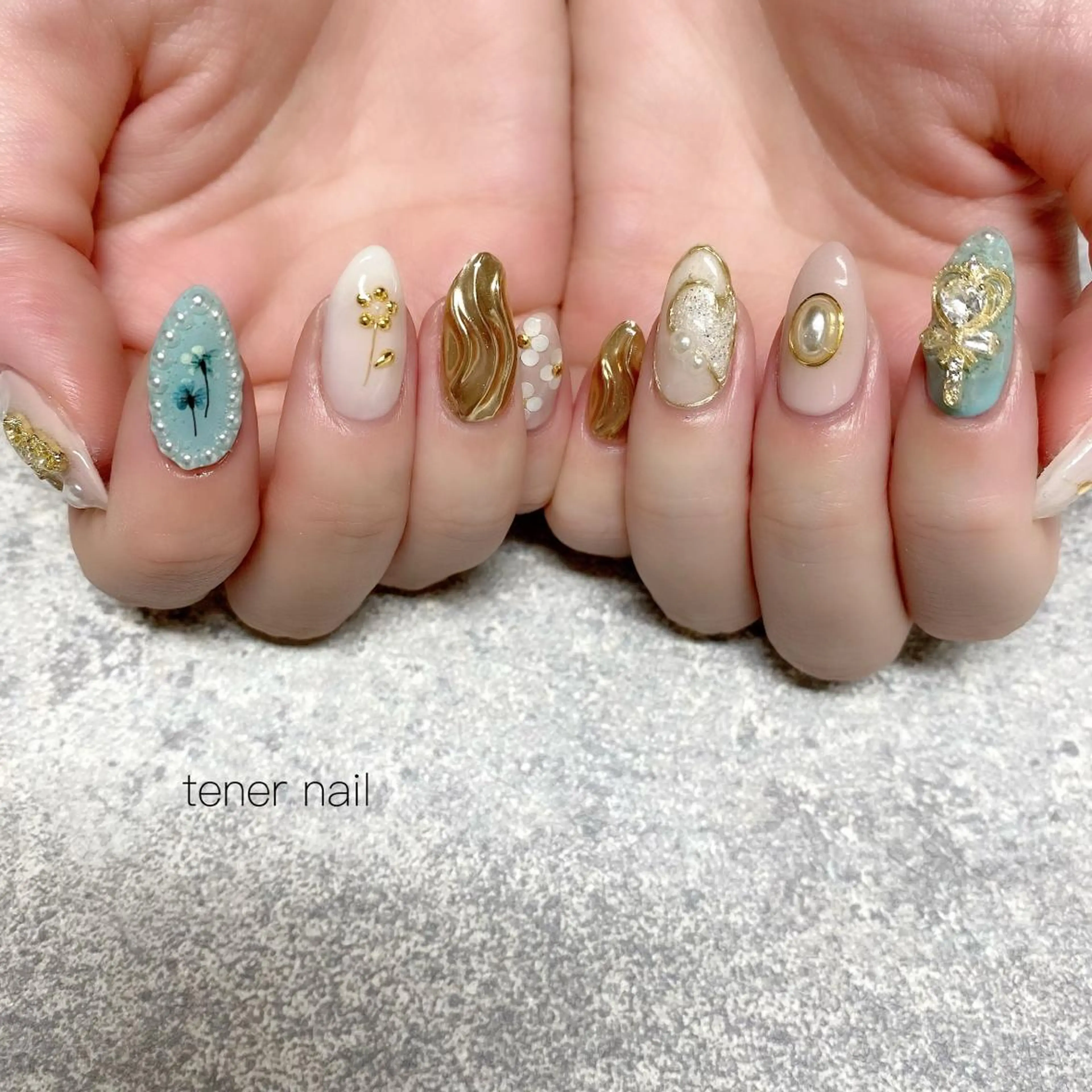 ネイル フラワーネイル ミラーネイル tener  nail  テネルネイル所属・テネルネイル tener nailのネイルデザイン