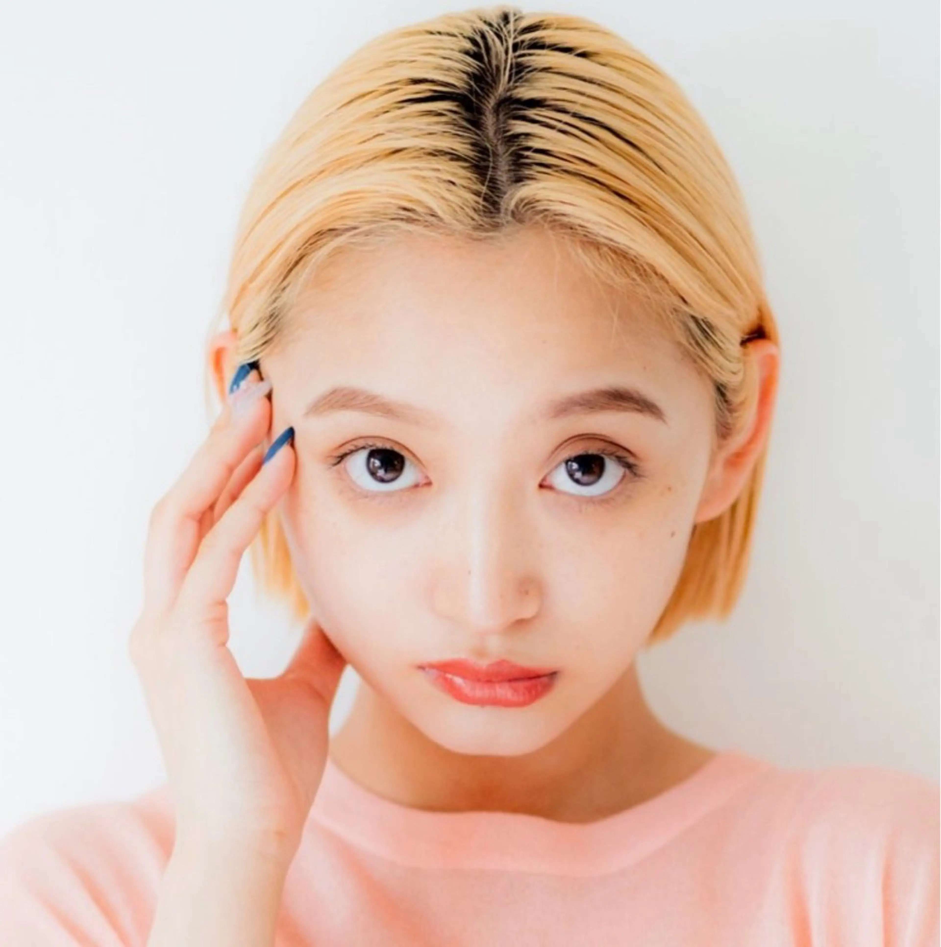 《ツルツル美顔💆🏻》美眉アイブロウWAX＋フルフェイス(メイク込) ¥7200の写真