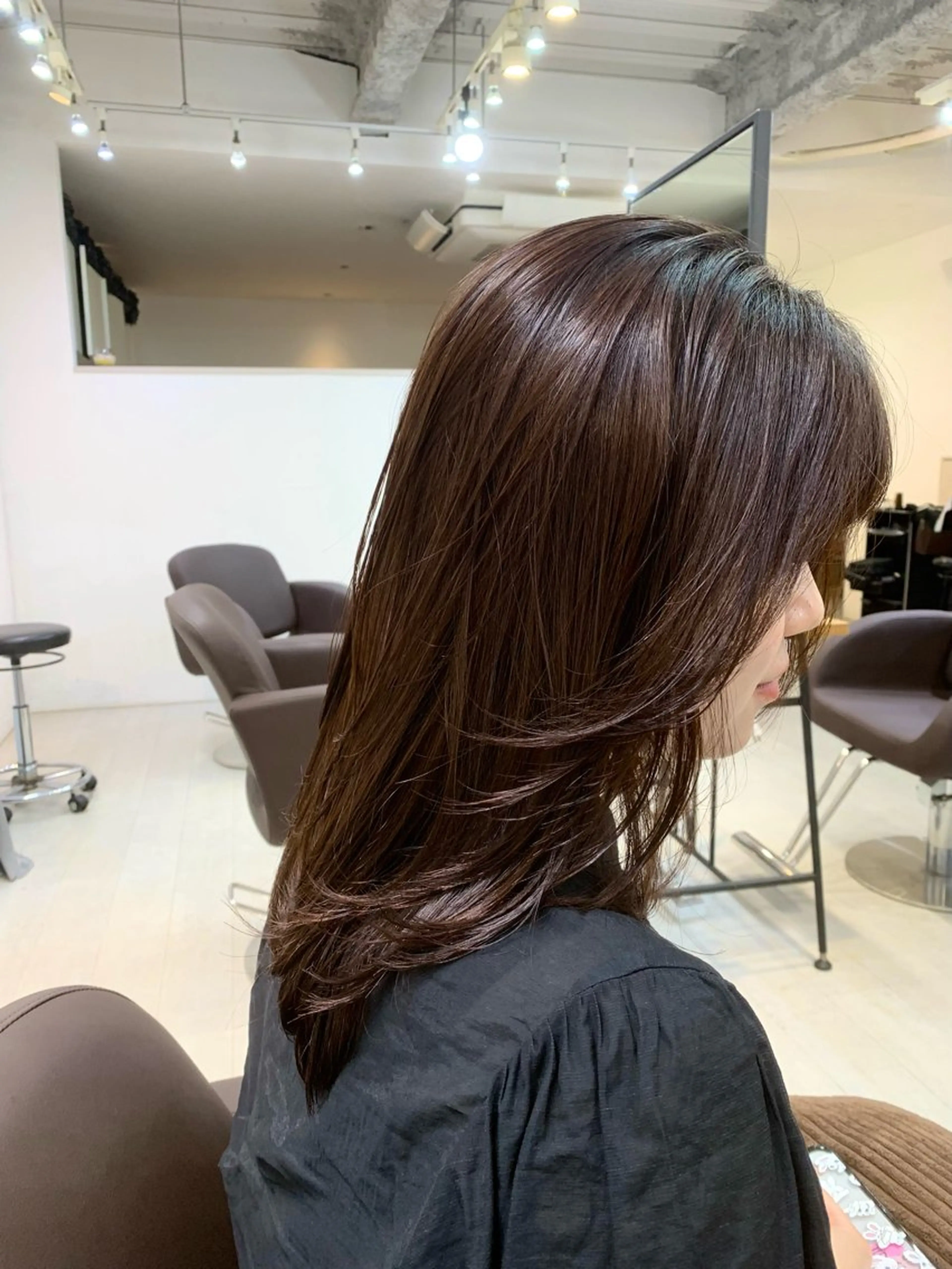 セミロング カラー カット ヘアカラー トリートメント 前田 健太のヘアスタイル