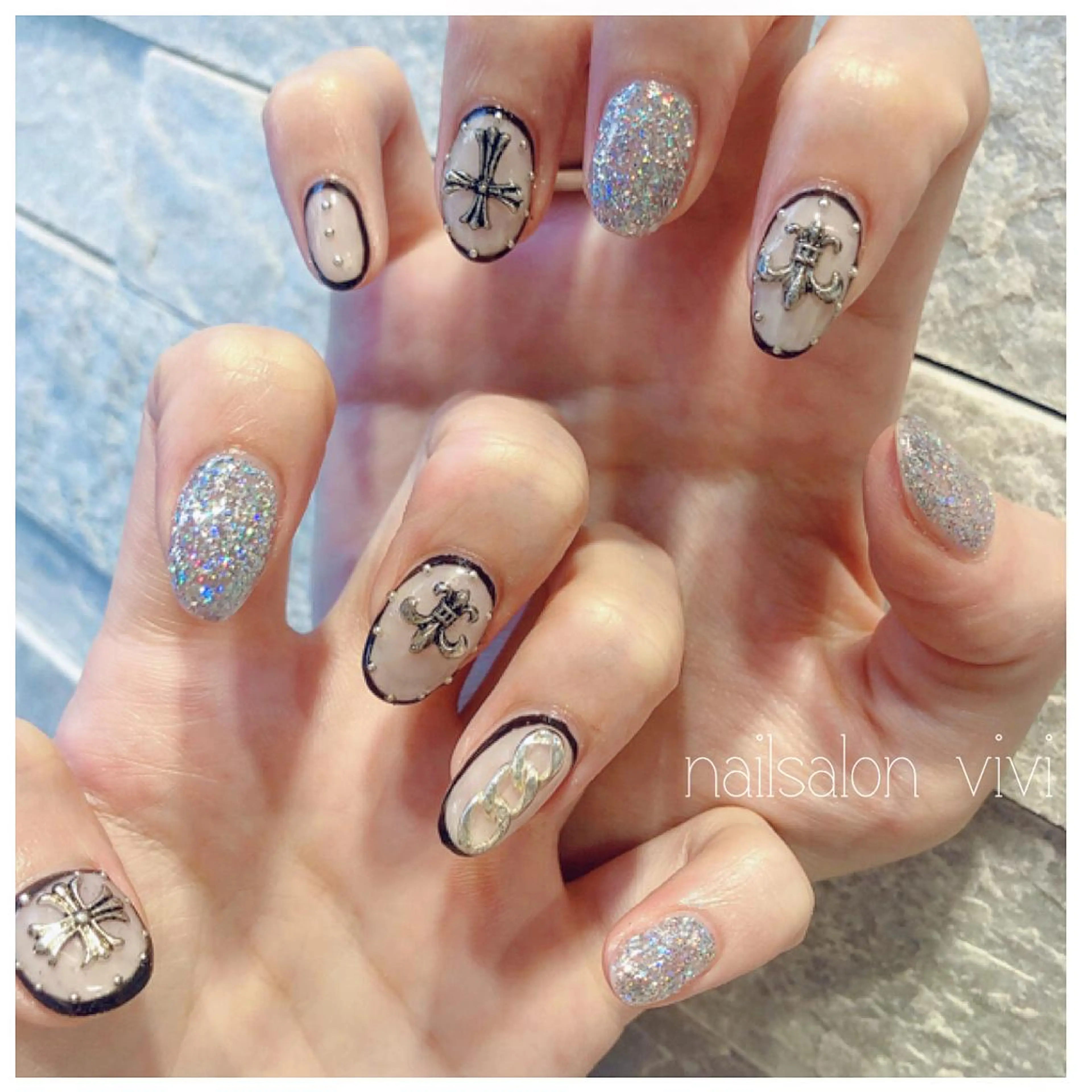 ネイル ＶＩＶＩ nailsalonのネイルデザイン