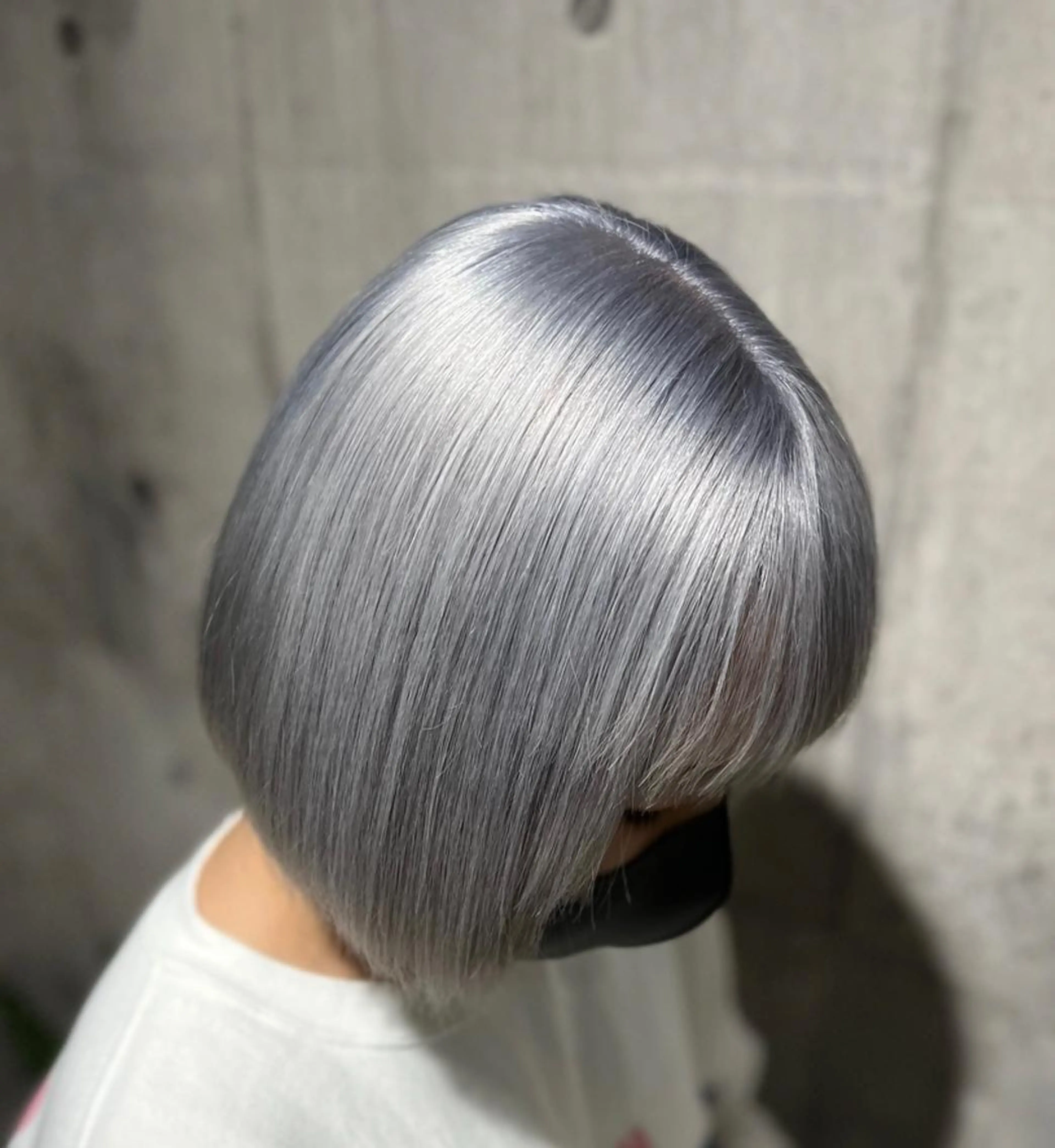 ショート カラー mimiiy梅田 中崎町ハイトーンのヘアスタイル