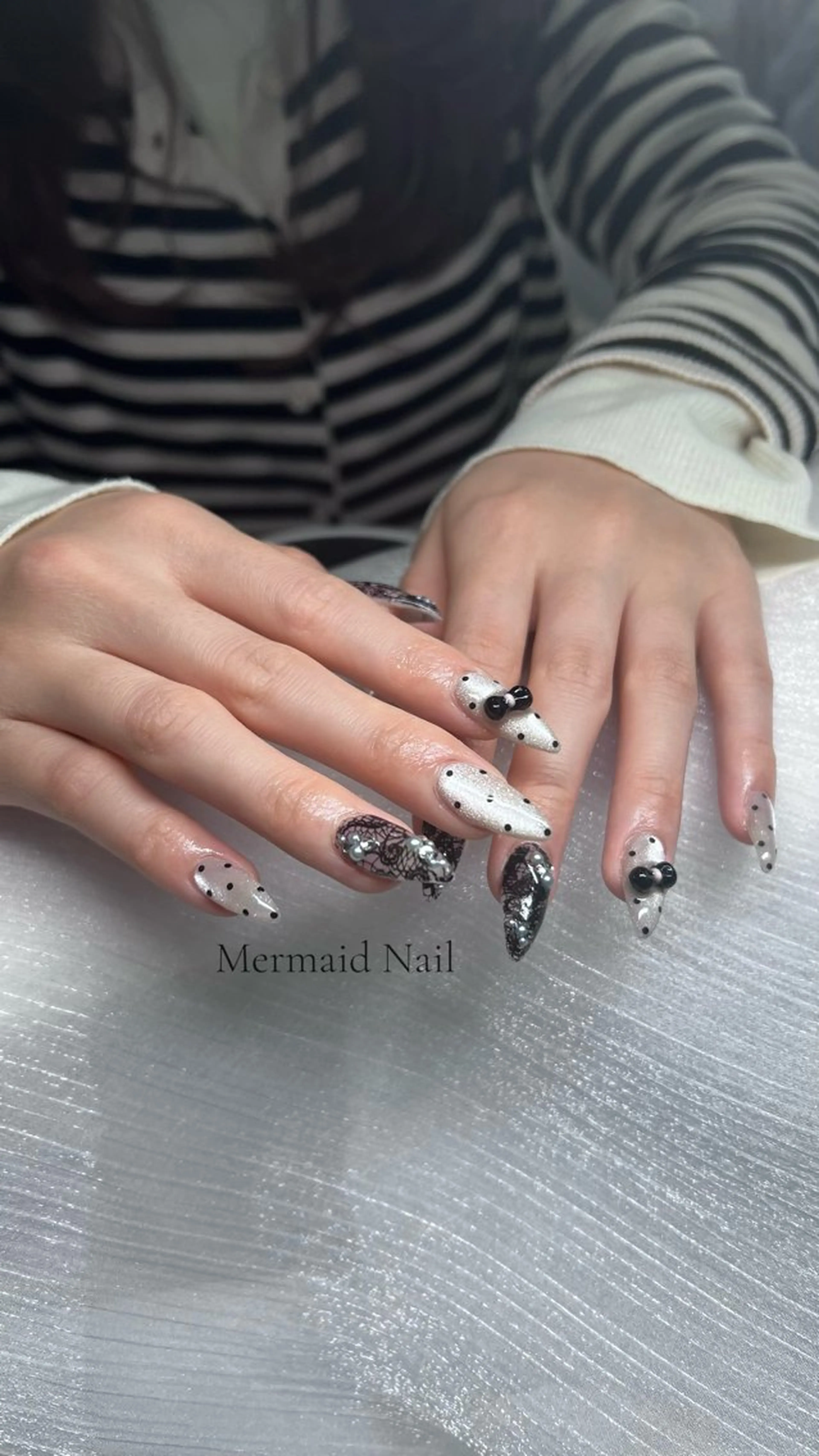 ネイル ドット レース Mermaid Nailのネイルデザイン