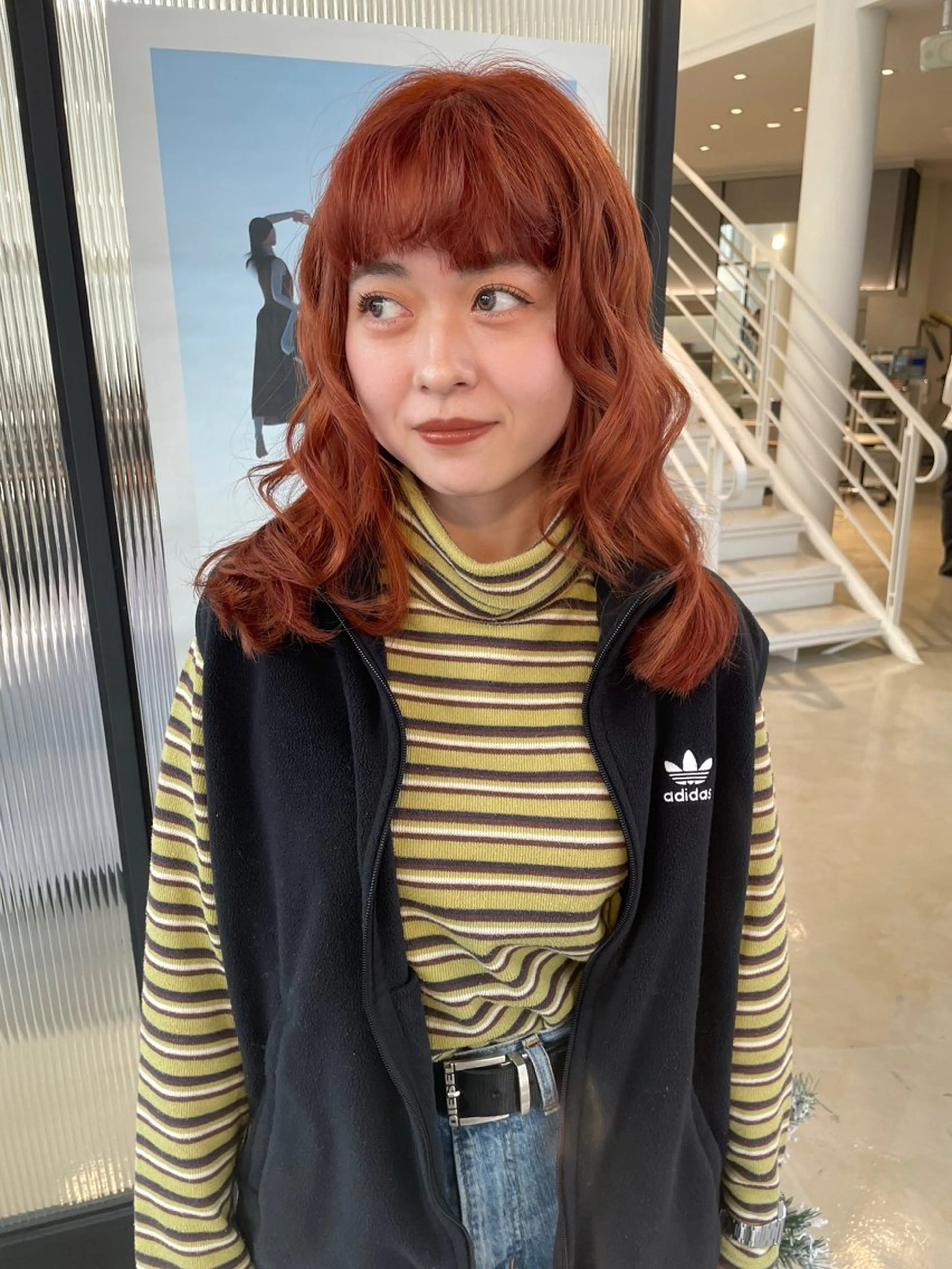 ミディアム カラー カット ヘアカラー tomo🍒パーマ ハイトーン似合わせのヘアスタイル