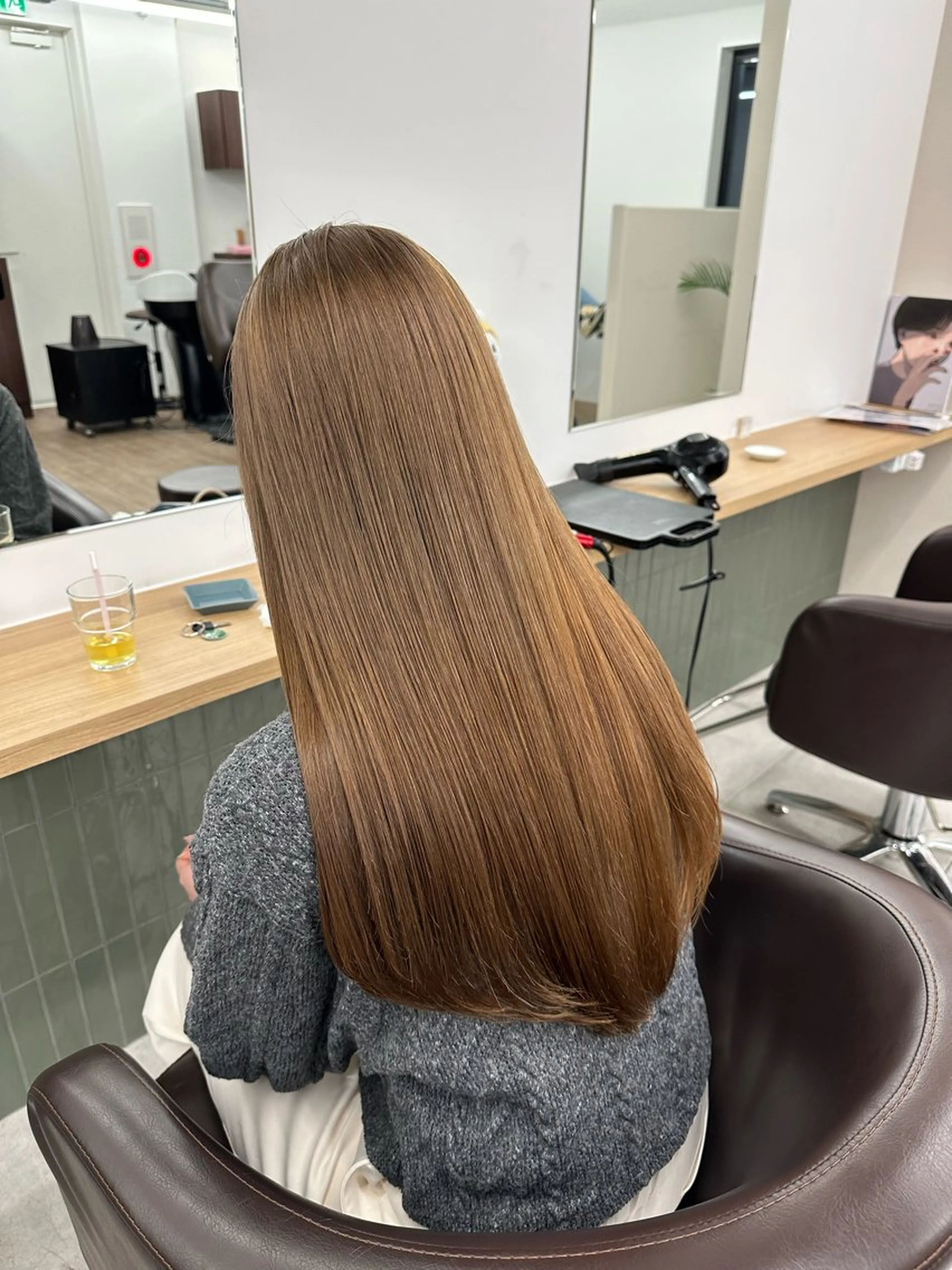 ロング カラー ブリーチなし/レイヤ ー特化🌈Tommyのヘアスタイル