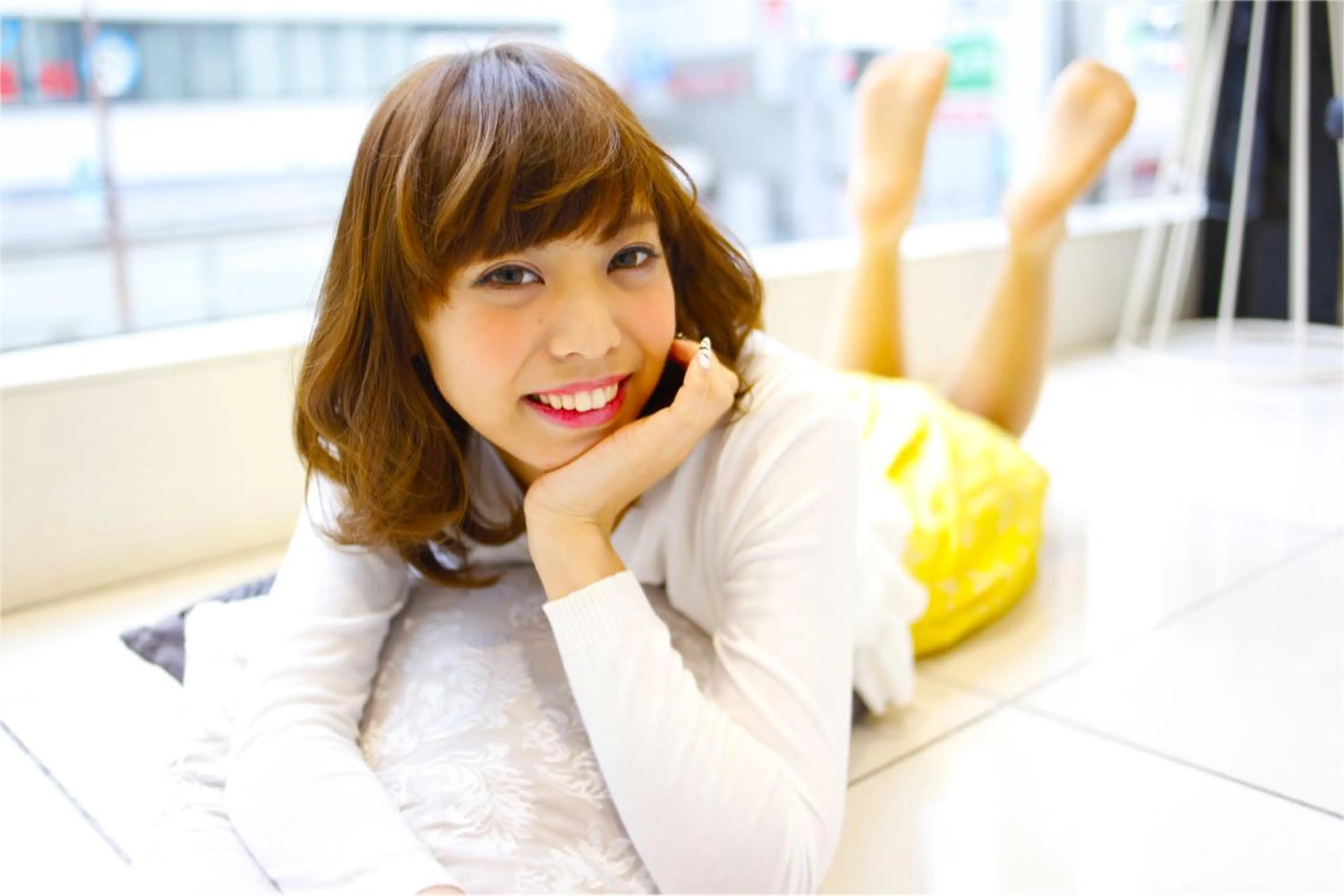 ミディアム レイヤーカット ローレイヤー 縮毛矯正⭐️ TAKAHIROのヘアスタイル