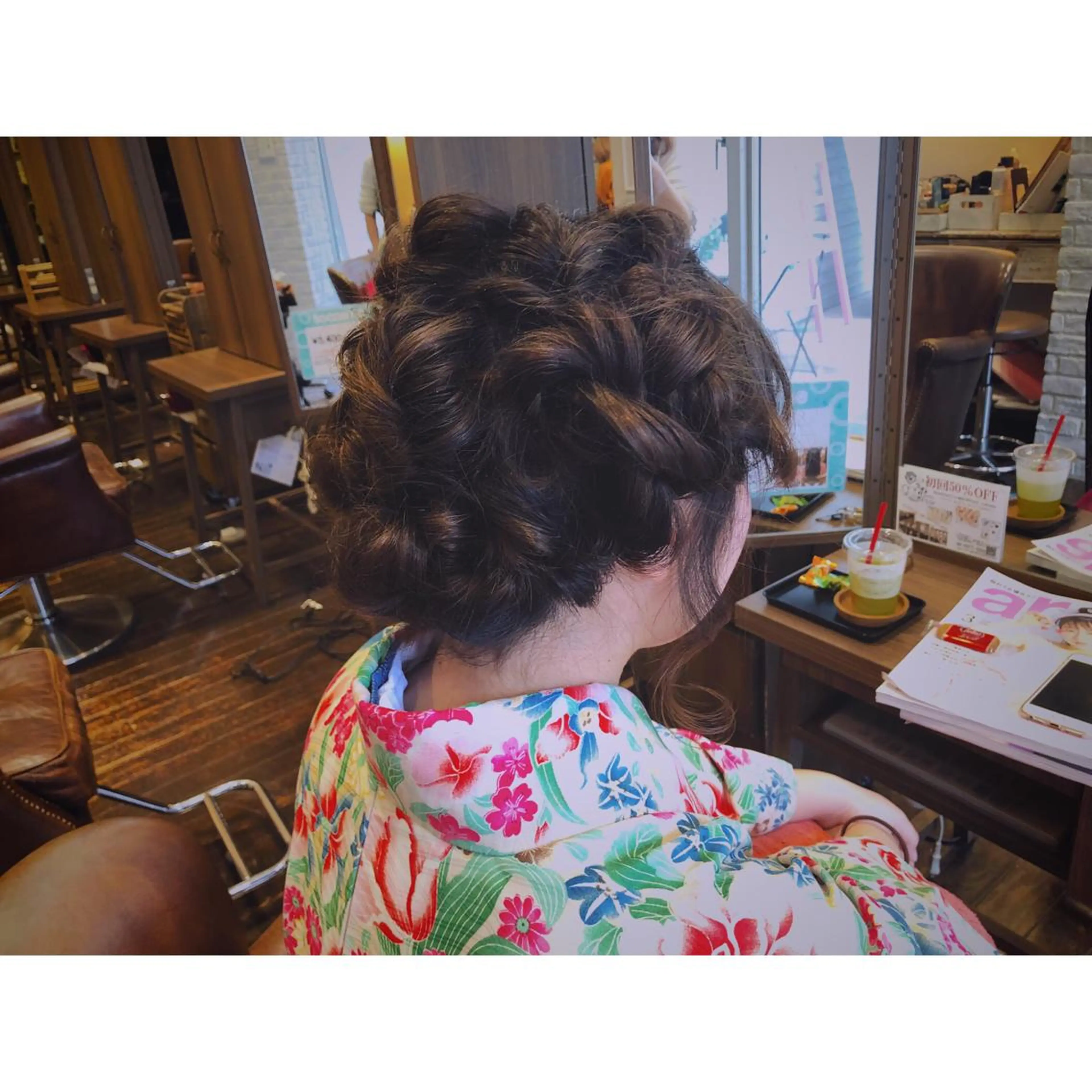 セミロング カラー パーマ ヘアアレンジ 藤井 菜緒のヘアスタイル