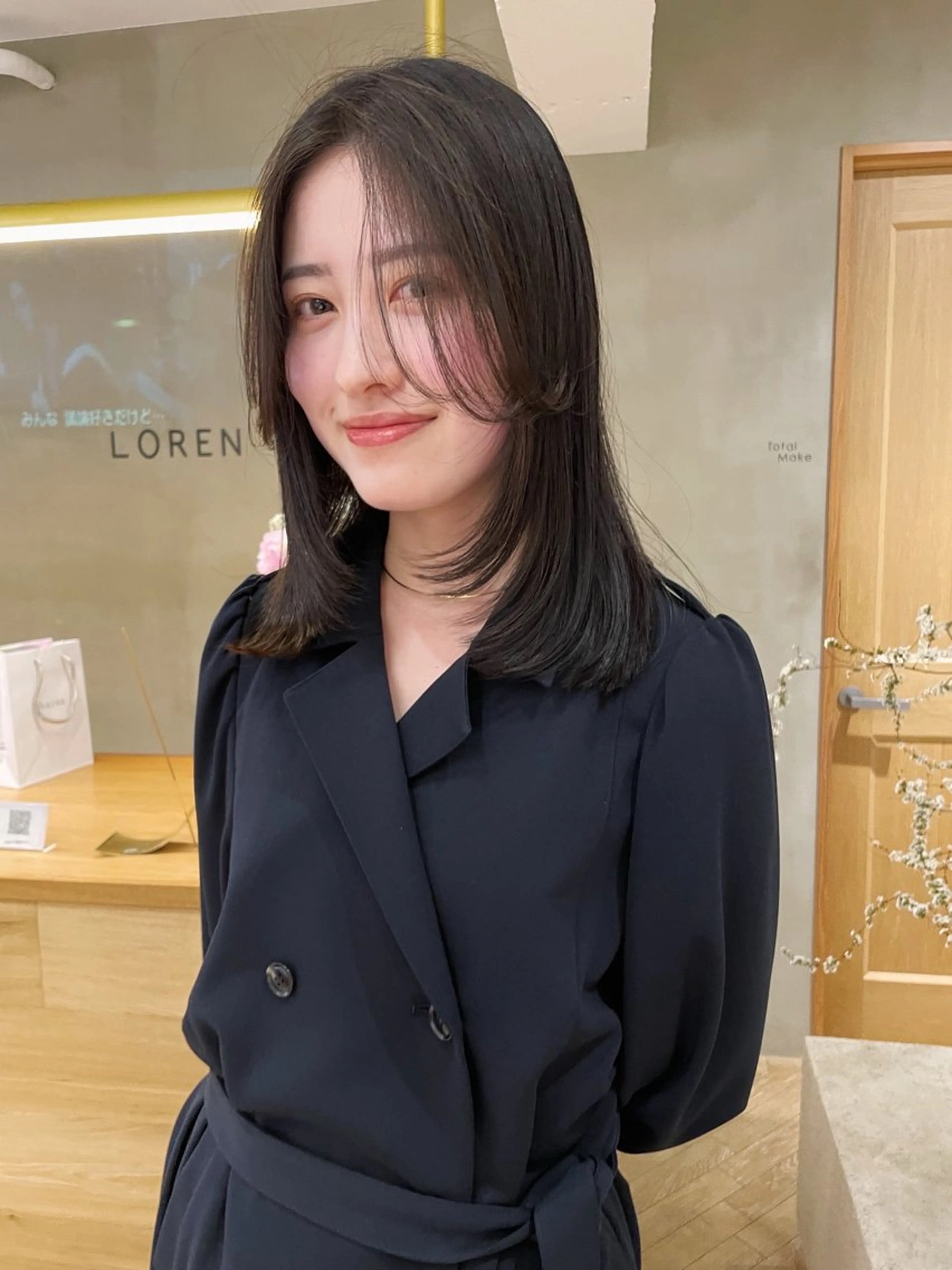 ミディアム 髪質改善 ヘアカラー レイヤーカット‎🤍 /ともえ🤎🧸のヘアスタイル