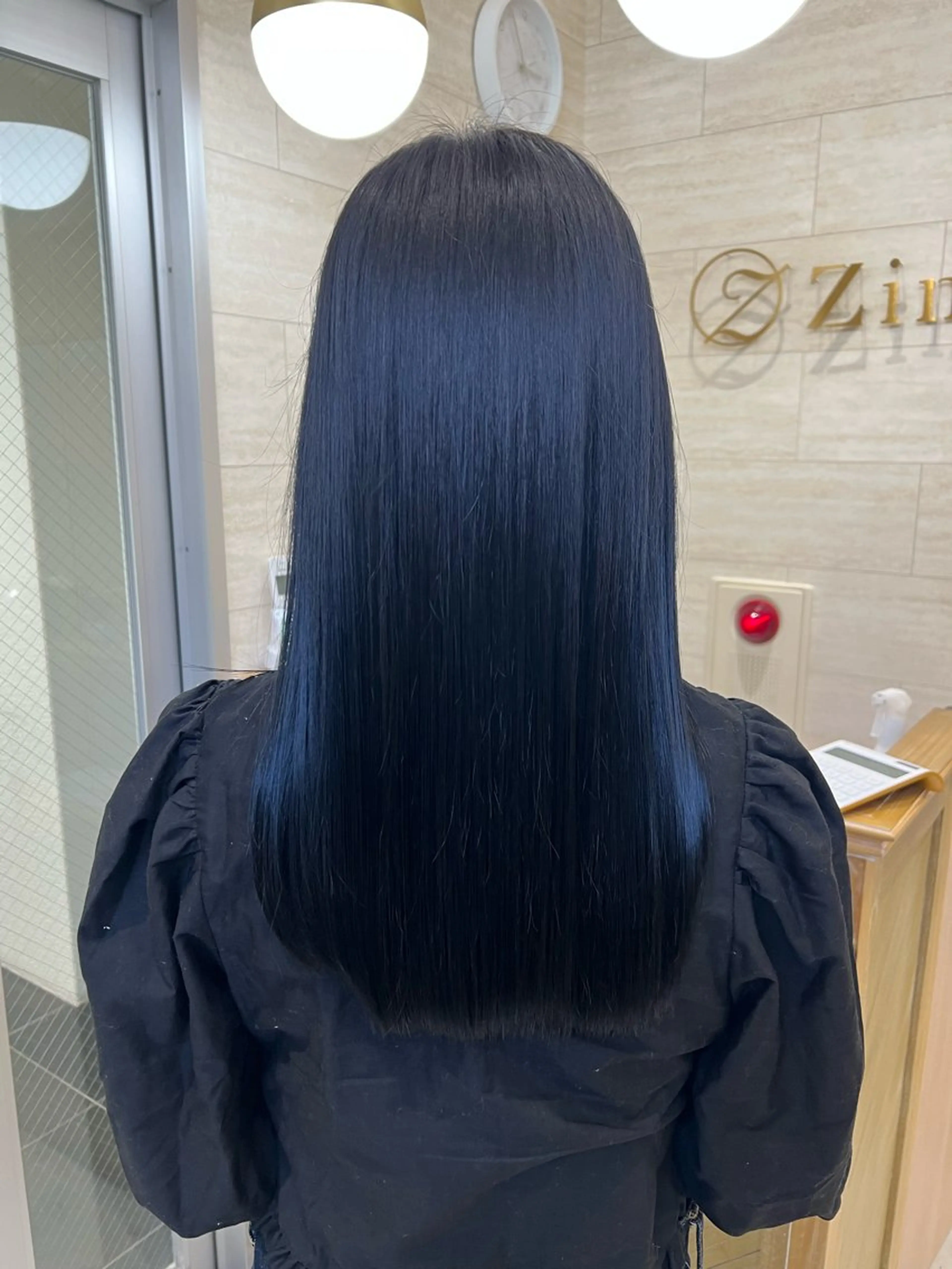 カラー 黒髪 ブルーカラー ブルーブラック 透明感カラー 🎀zina/韓国 🎀amiのヘアスタイル