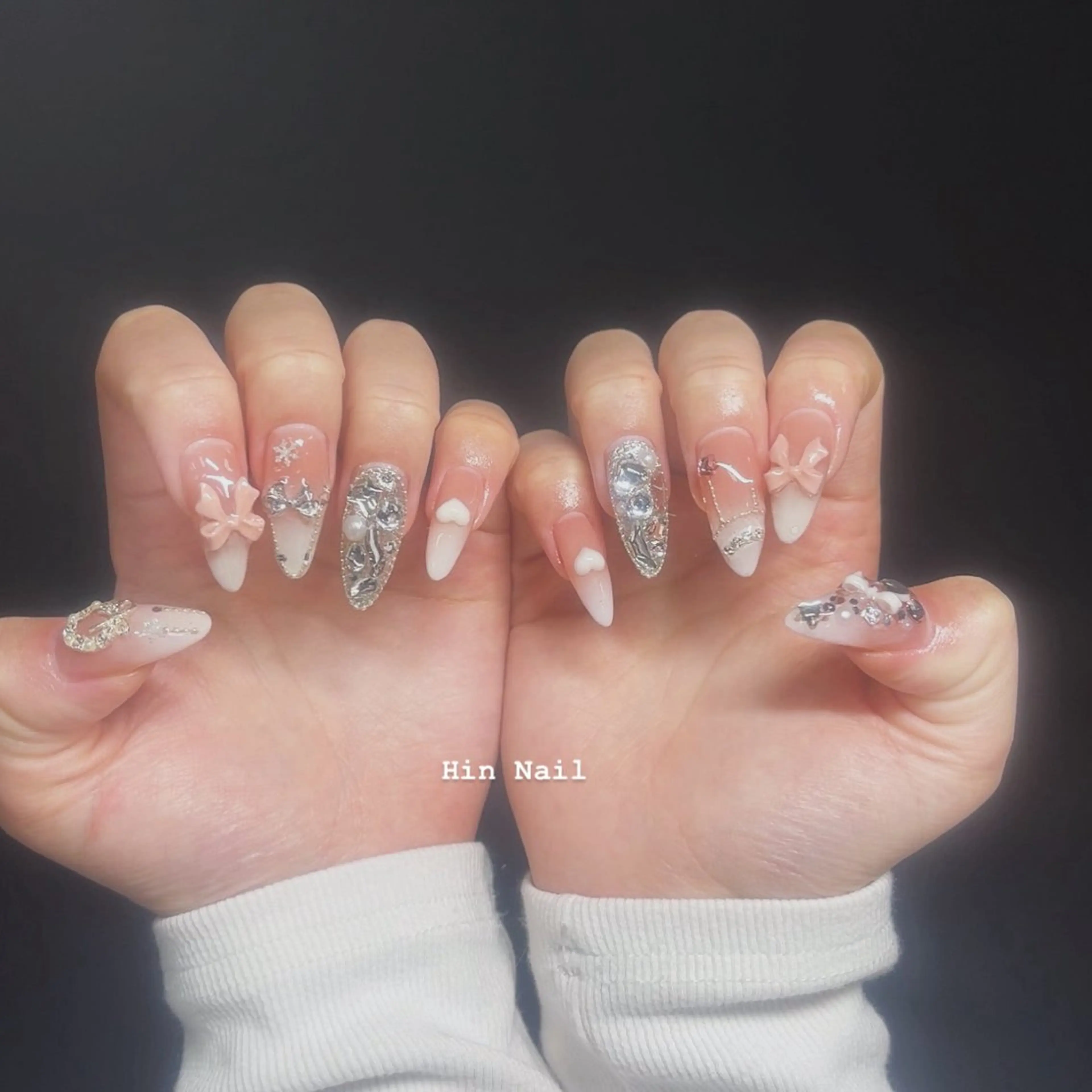 ネイル ハンドネイル HIN NAILのネイルデザイン