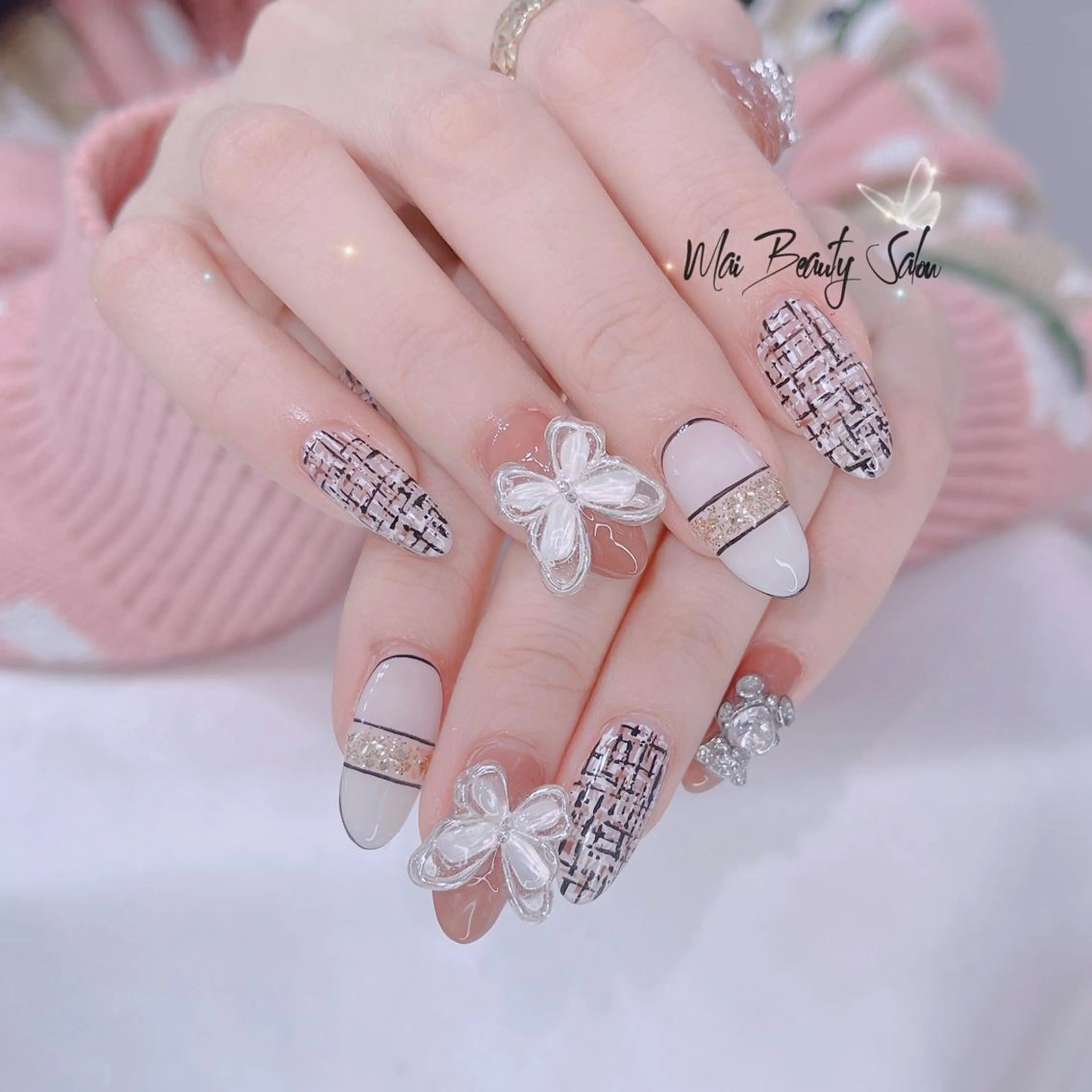 ネイル オーロラネイル チークネイル 長さ出し フラッシュネイル フットネイル MaiBeauty DanHiのネイルデザイン