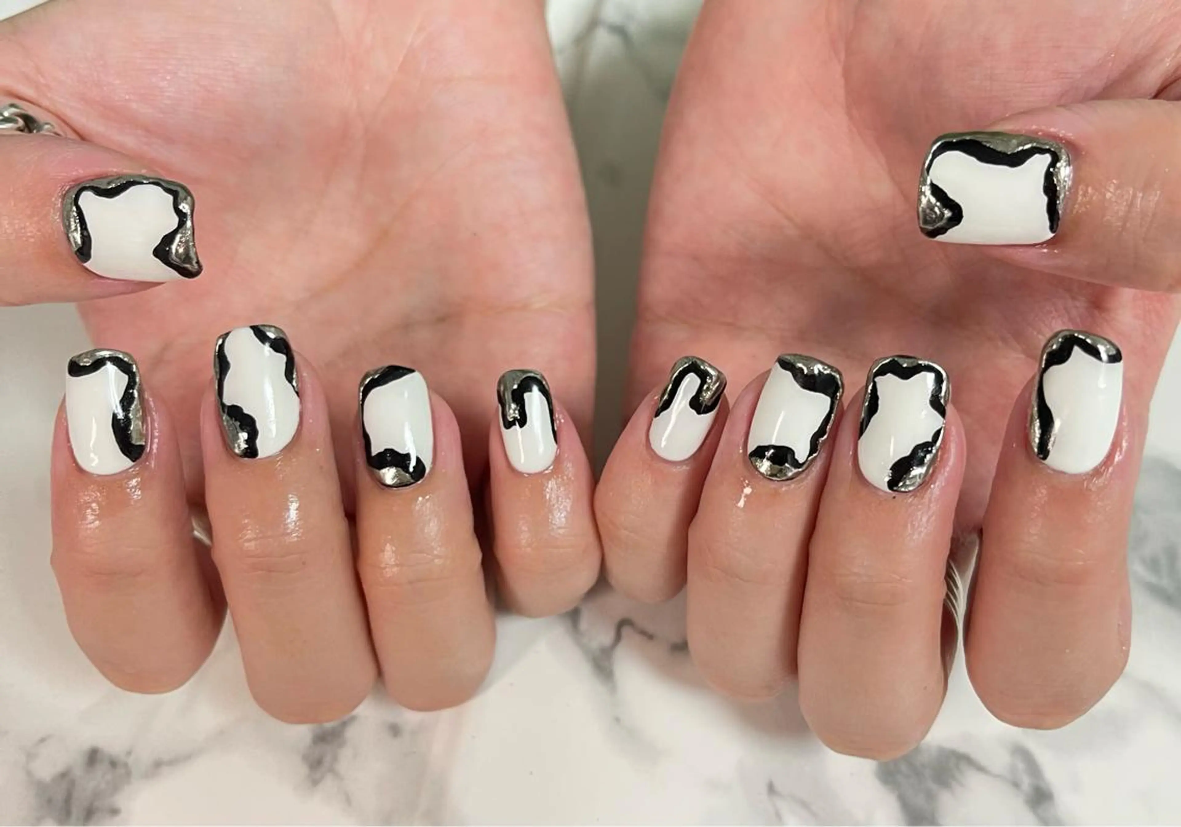 ネイル ジェルネイル 韓国ネイル ロングネイル ミラーネイル ニュアンスネイル ハンドネイル celica所属・松田 由真のネイルデザイン