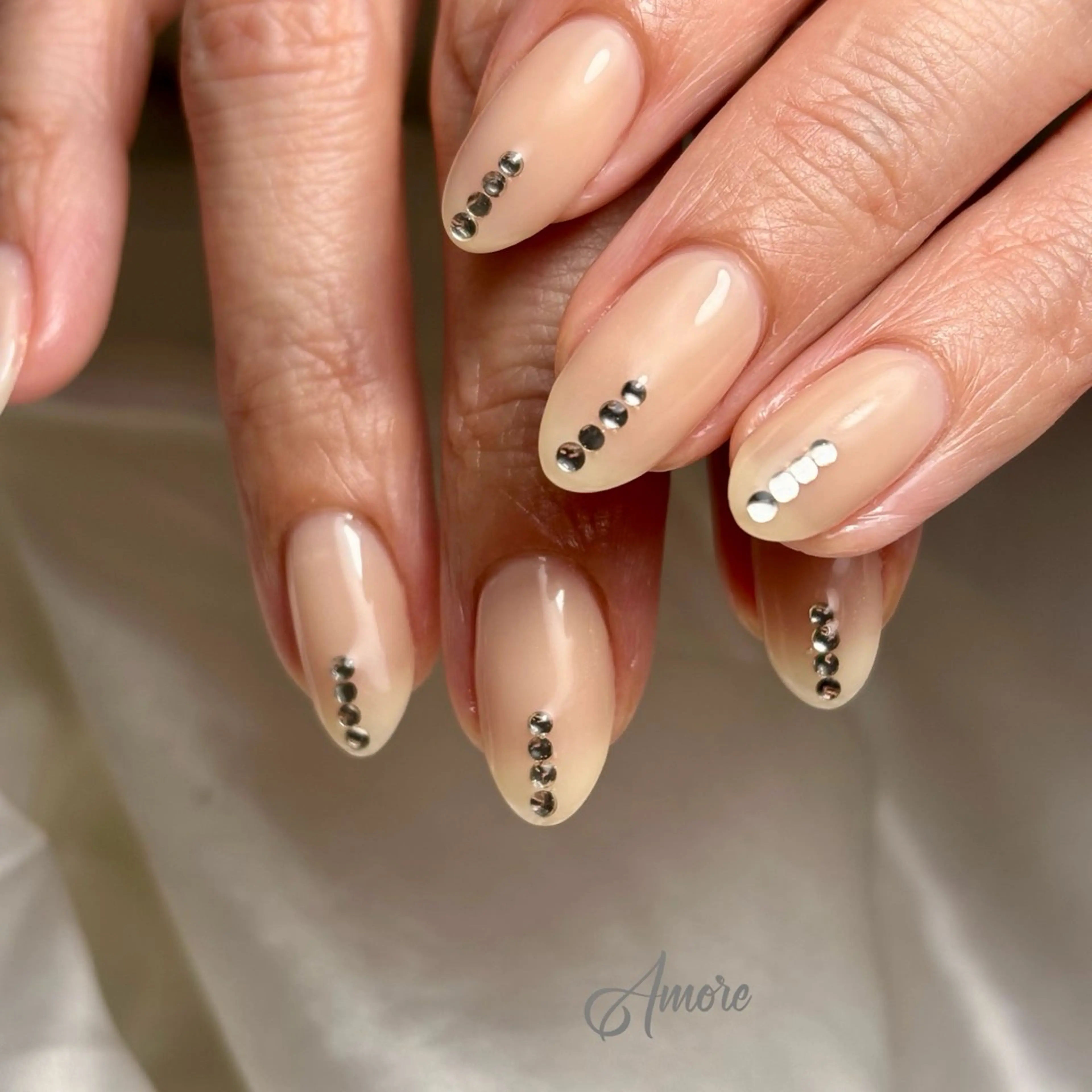 ネイル ジェルネイル キラキラネイル 韓国ネイル マグネットネイル パラジェル You kyehwaのネイルデザイン