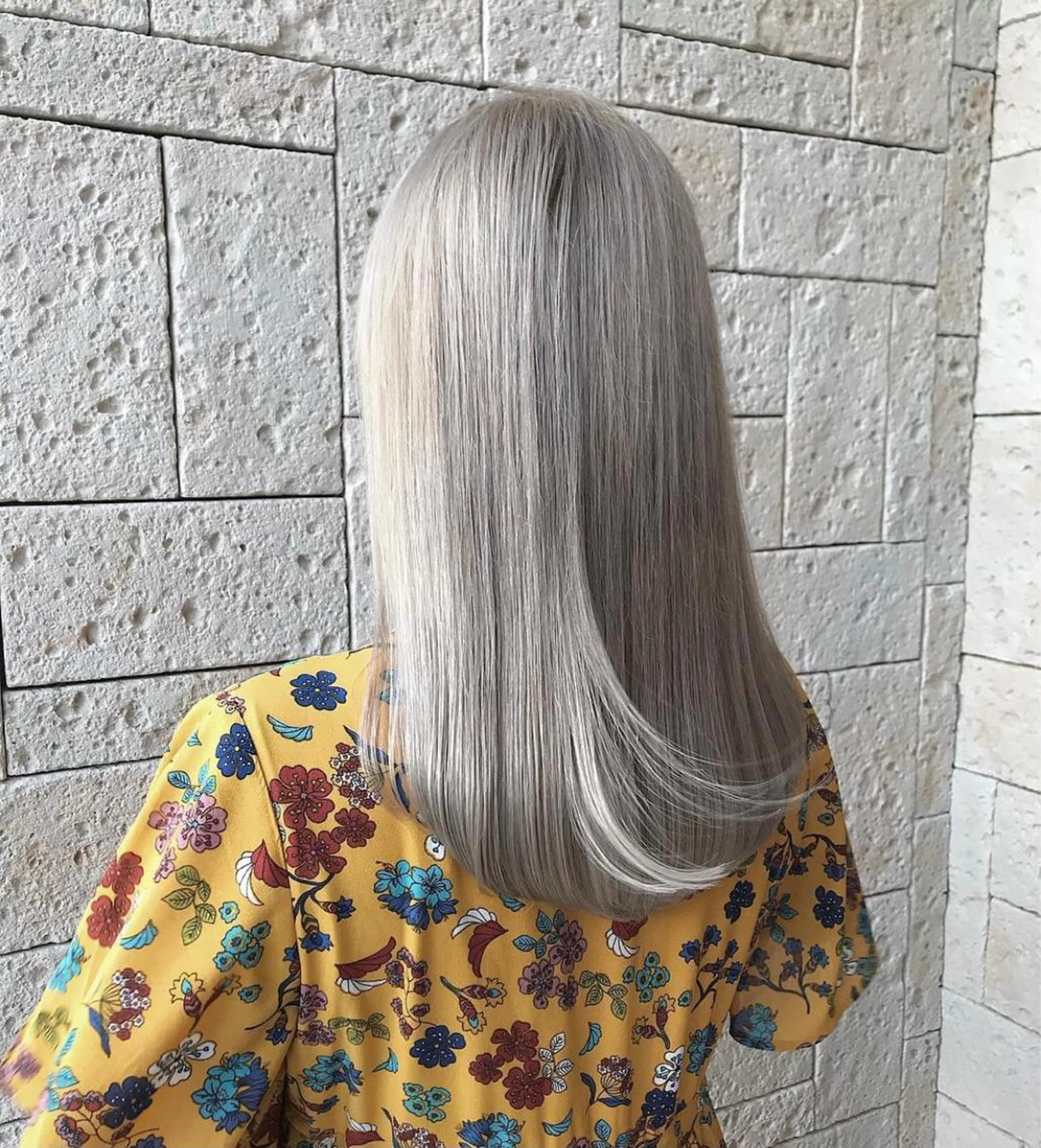 ロング 小塚 和眞のヘアスタイル