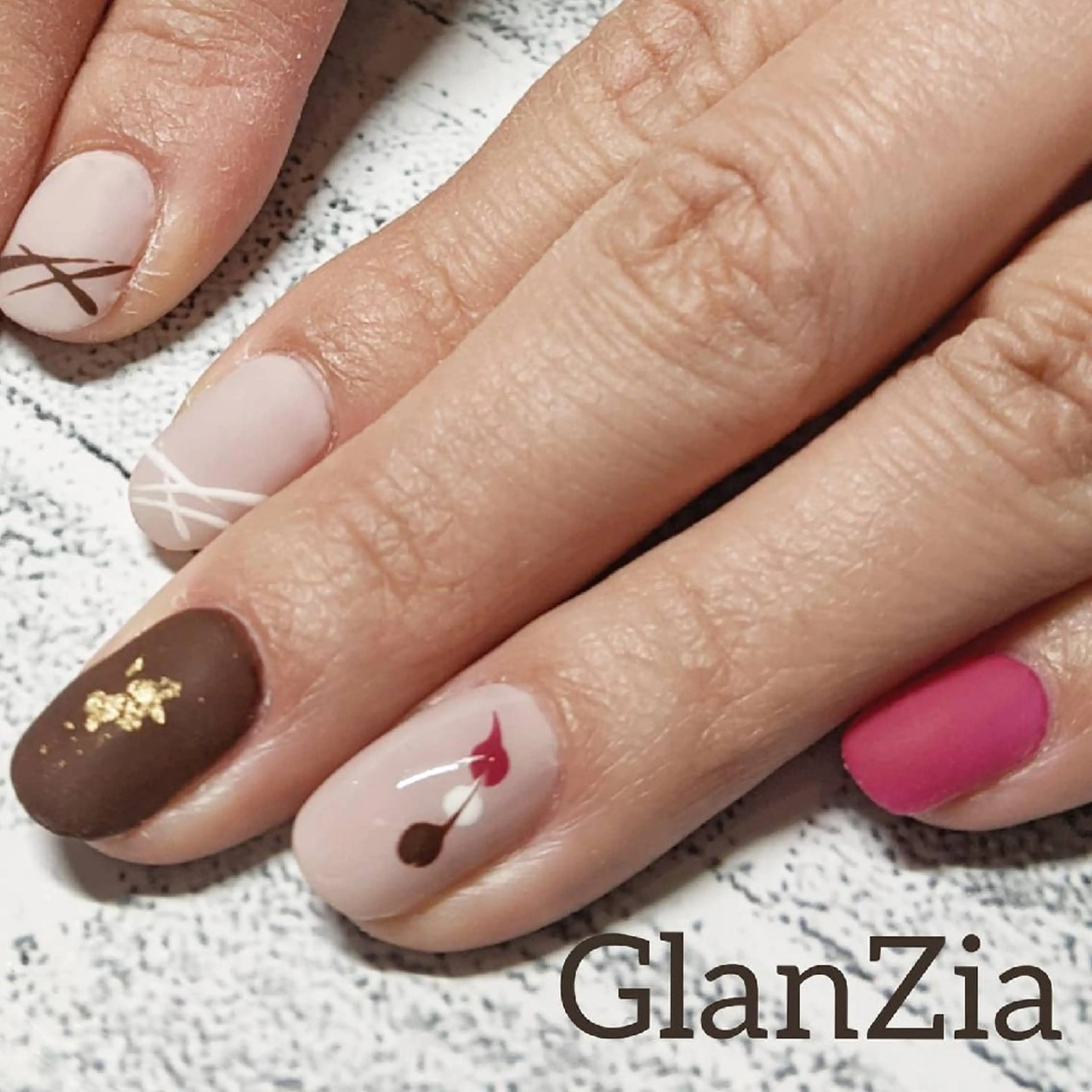 ネイル バレンタイン 南流山 ネイルサロン グランツィア のネイルデザイン