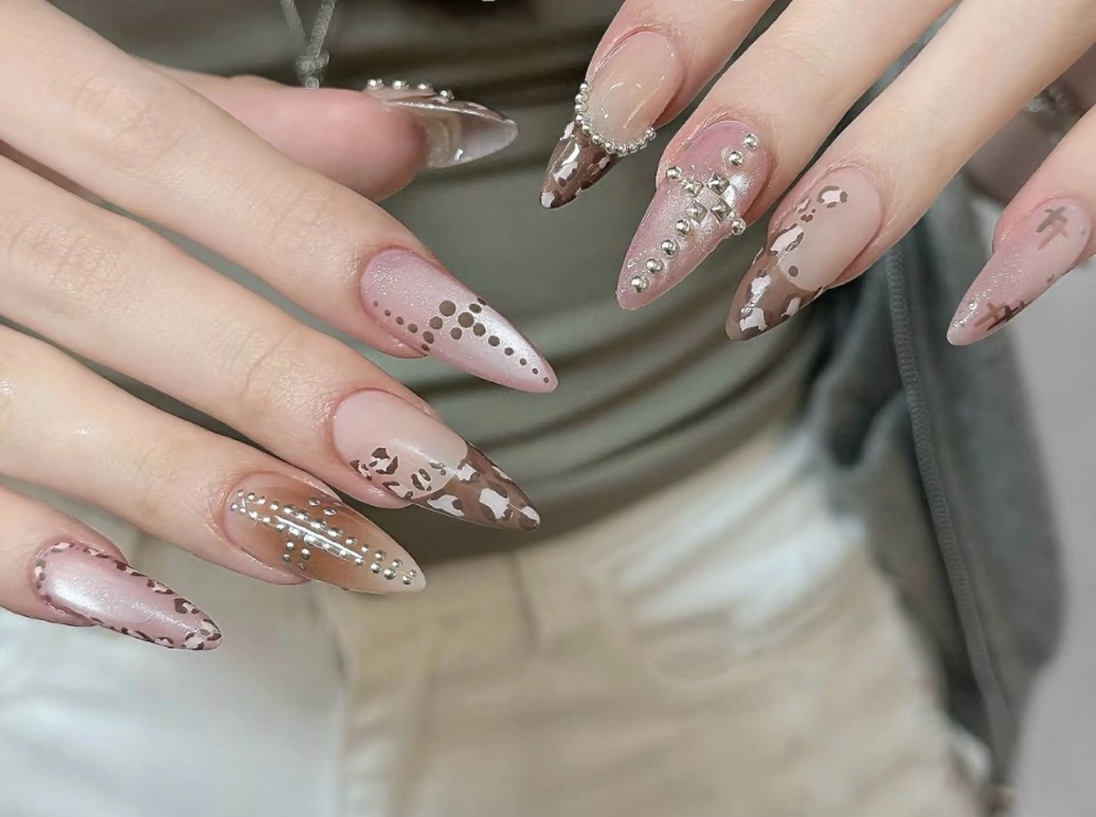 ネイル ハンドネイル Pure&Rich Nailのネイルデザイン