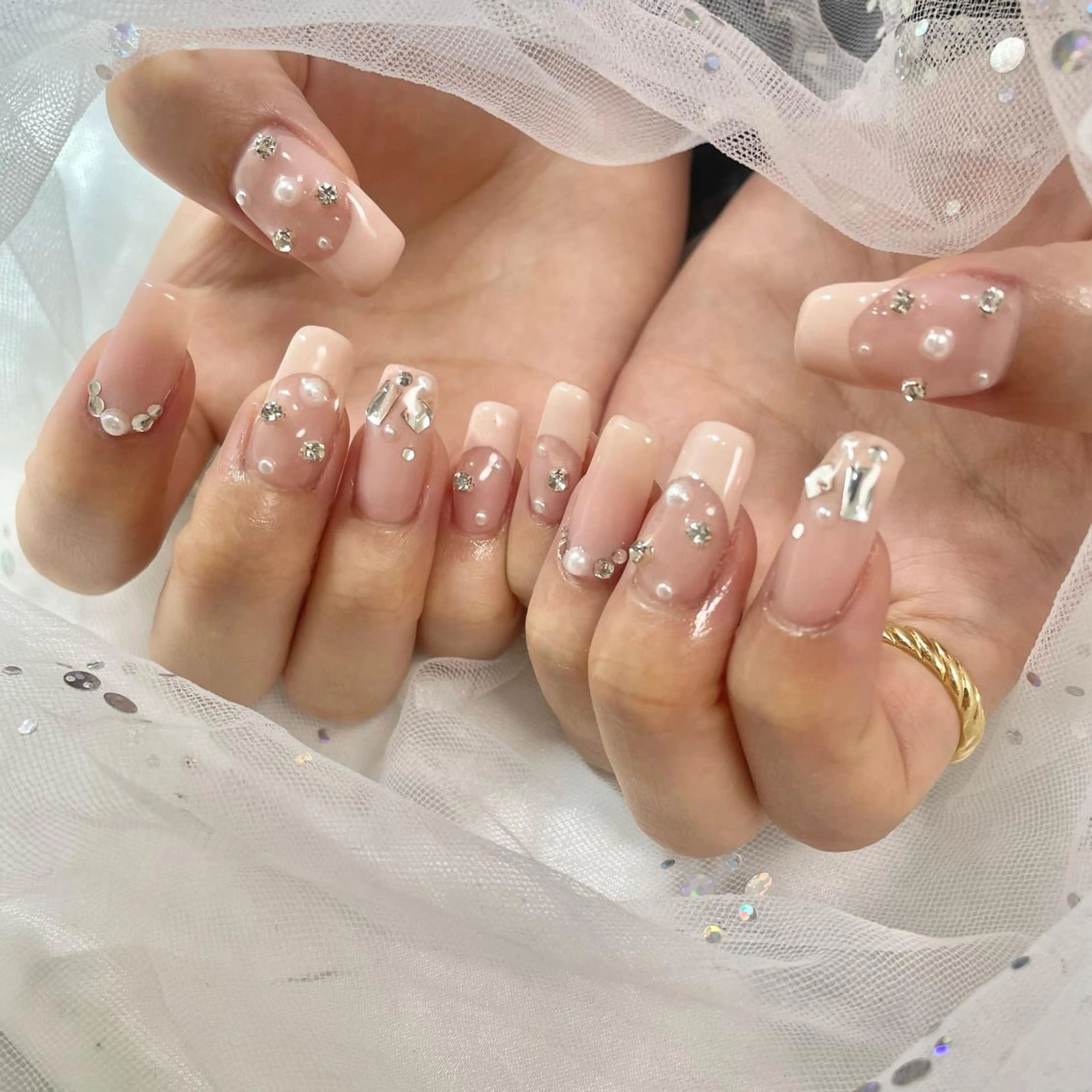 ネイル フレンチネイル キラキラネイル 🎀AYAKO 🎀中韓ネイルのネイルデザイン