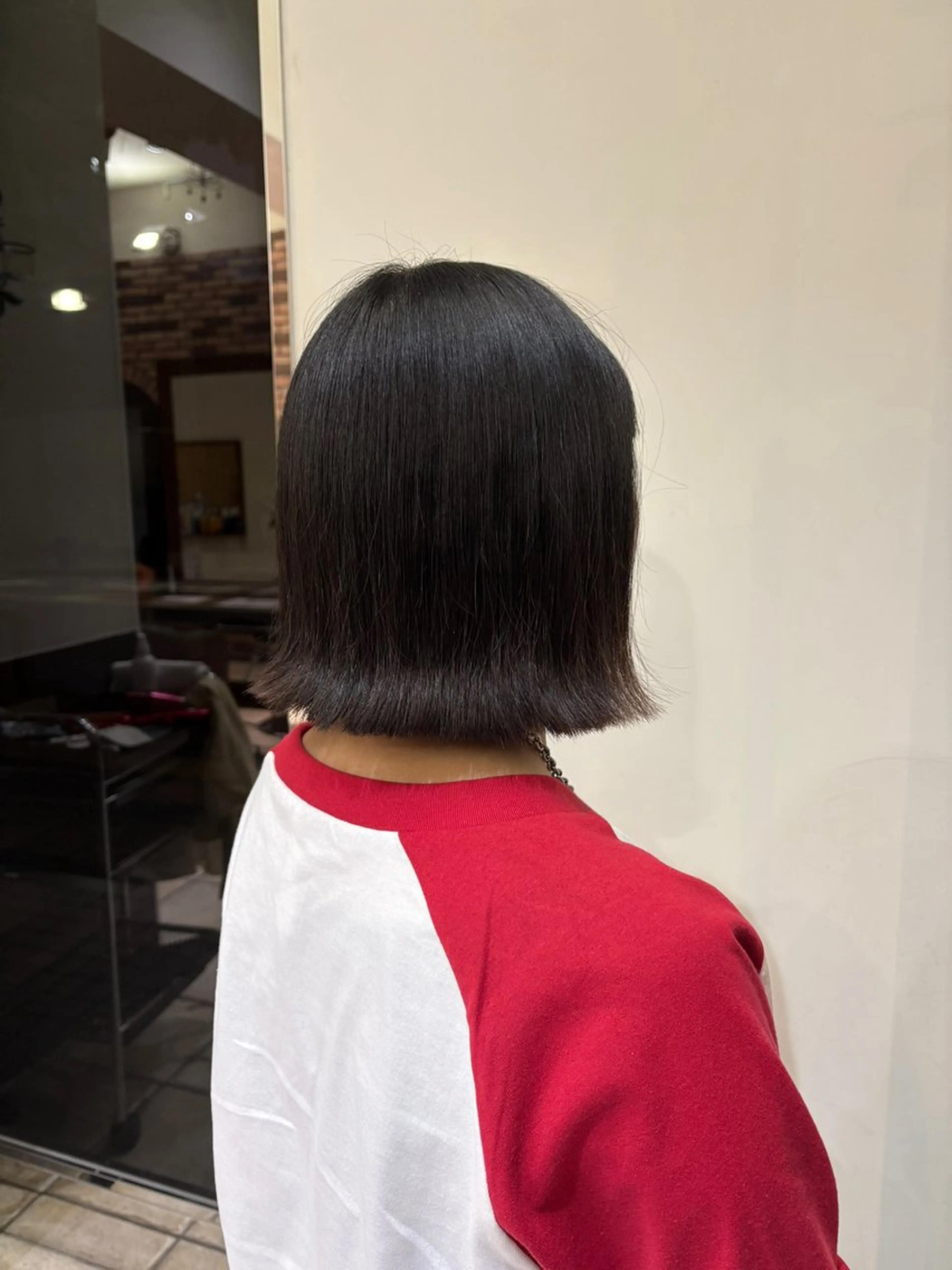 ショート 切りっぱなしボブ ボブ 外ハネヘア warm所属・岸本 恵美のヘアスタイル