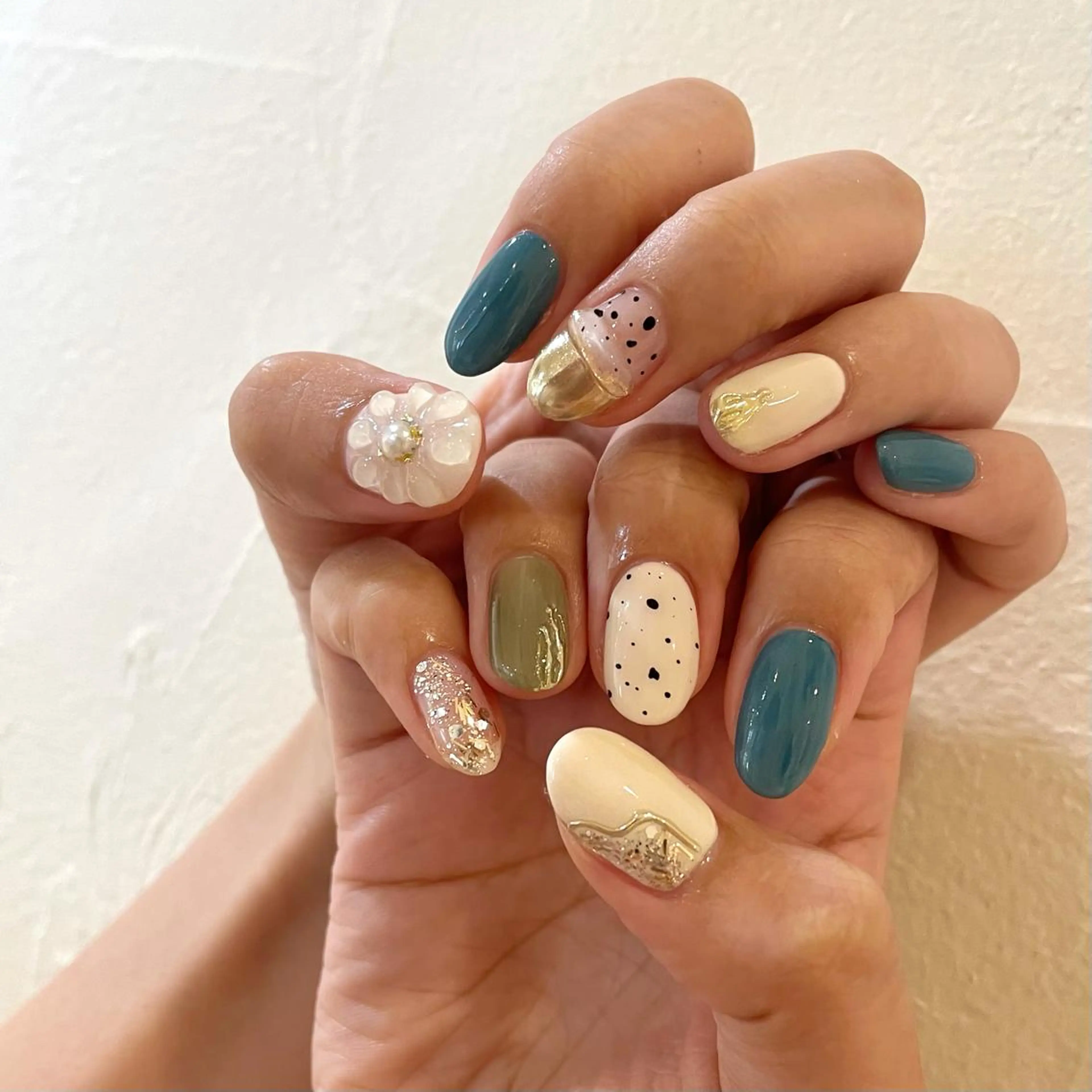 ネイル ハンドネイル 新井 ひなののネイルデザイン