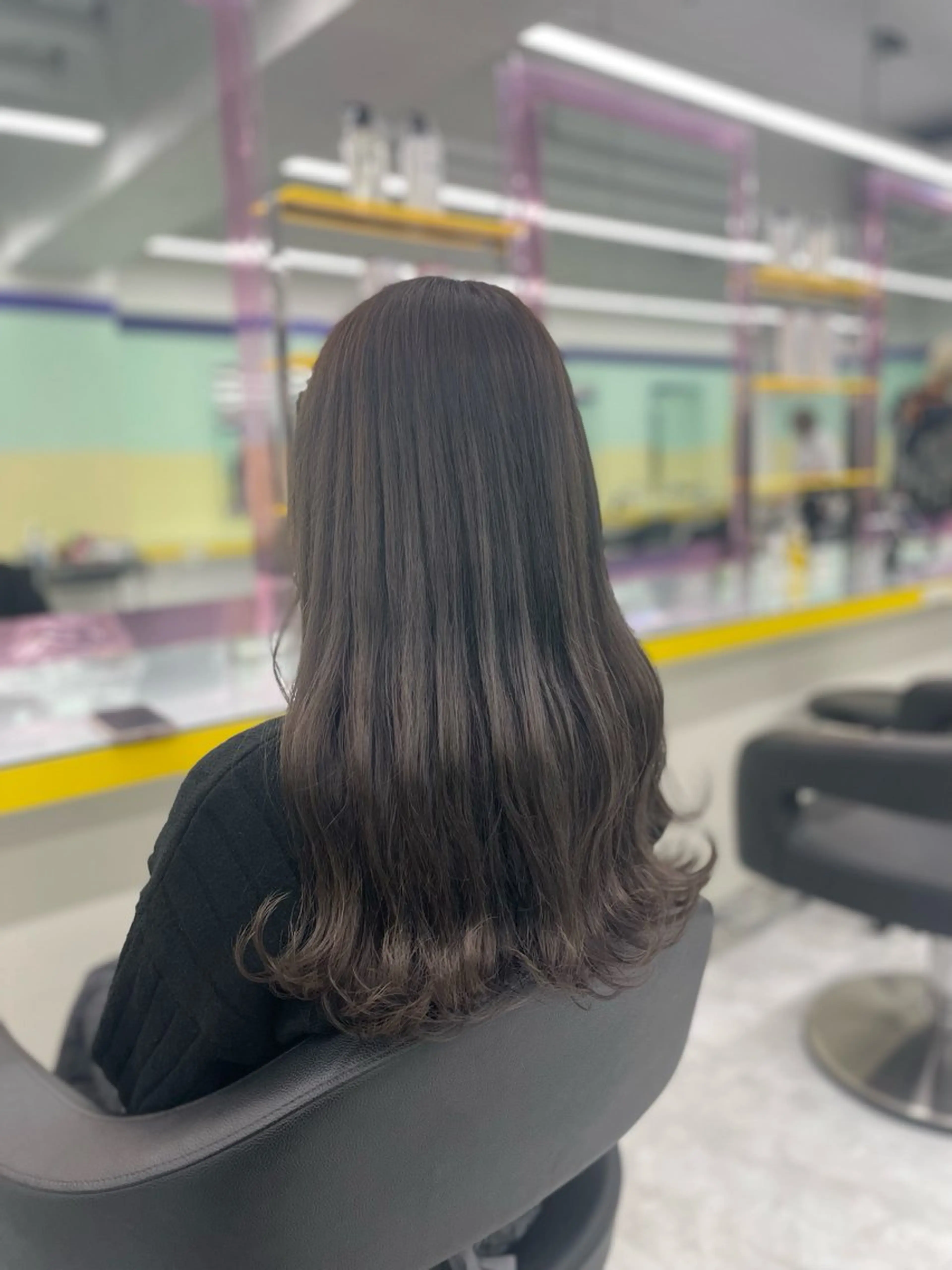 ロング カラー ヘアアレンジ ヘアカラー ☁️透明感✖️ トレンド☁️りくのヘアスタイル