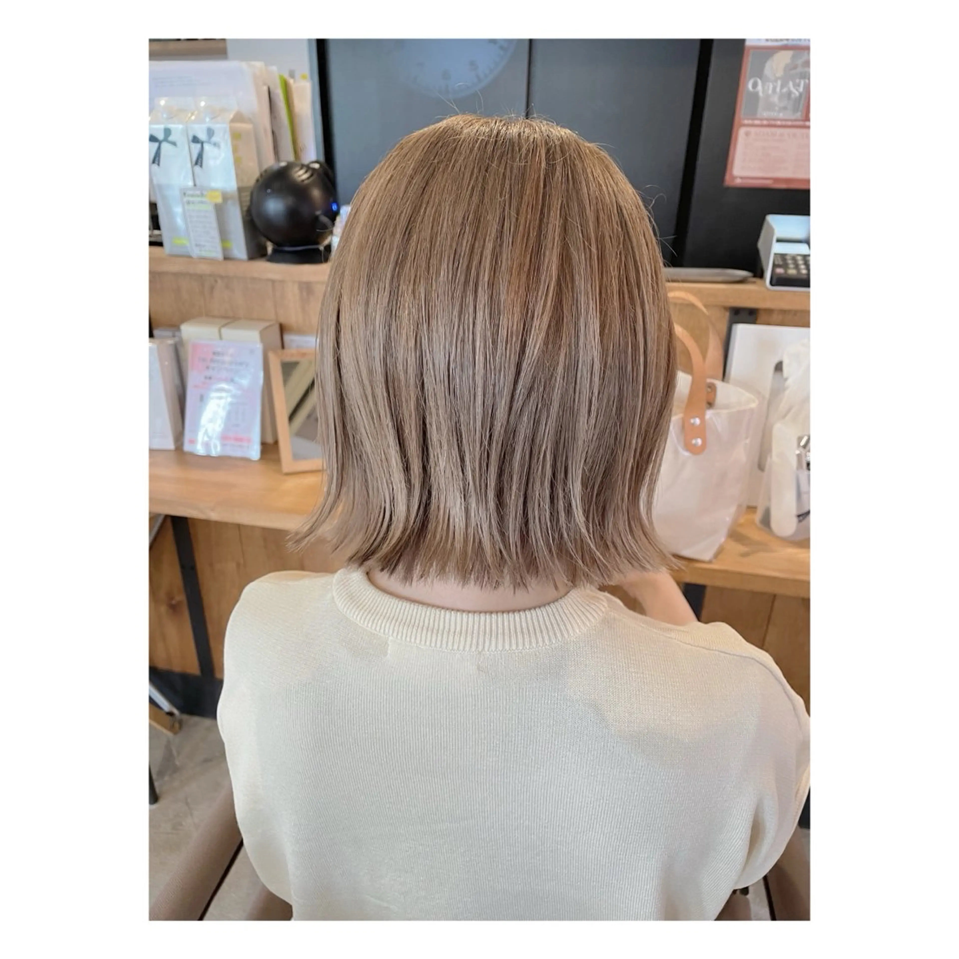 ショート カット DELA 西山のヘアスタイル