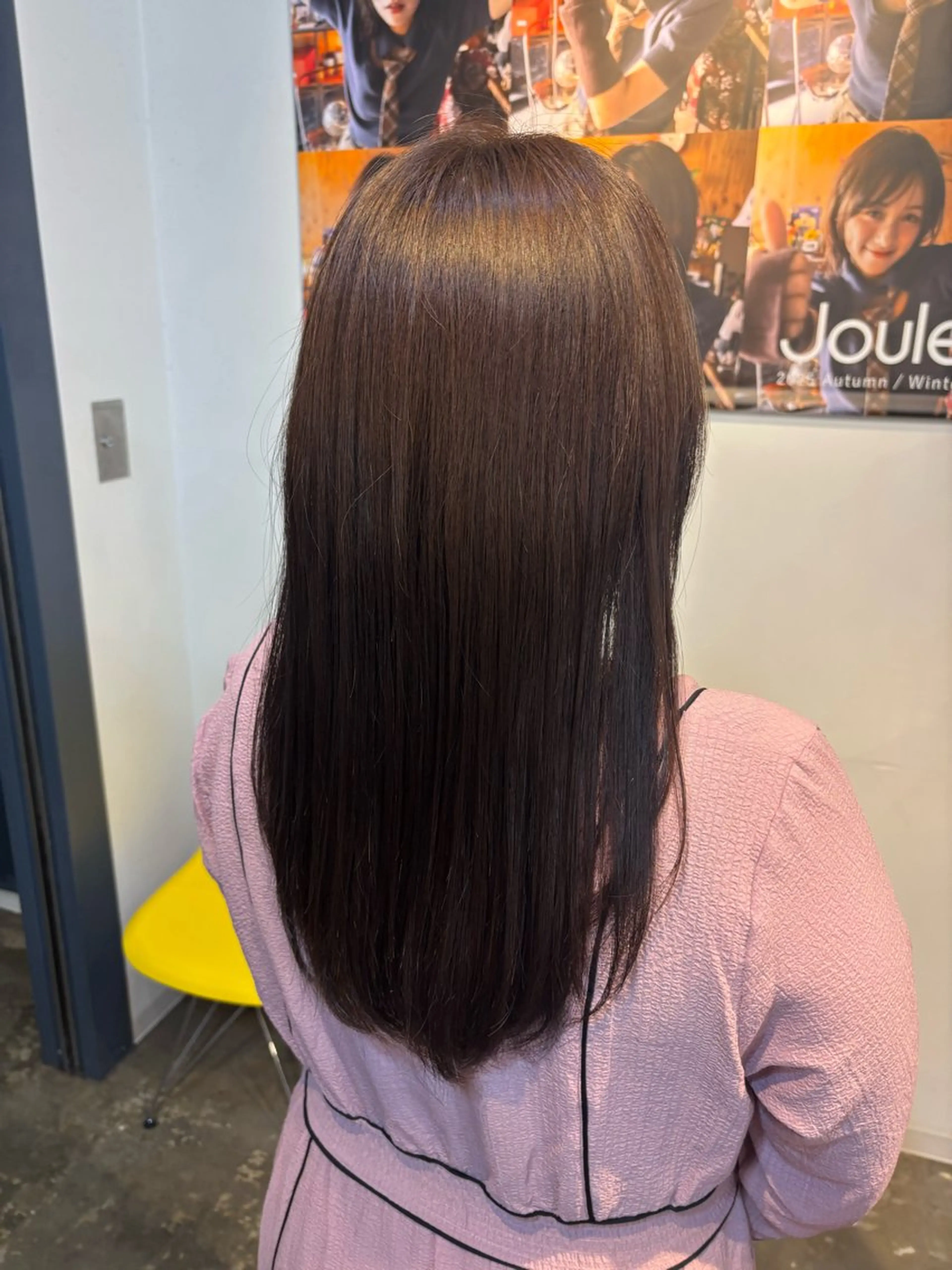 ミディアム カラー 氏家 麻歩のヘアスタイル