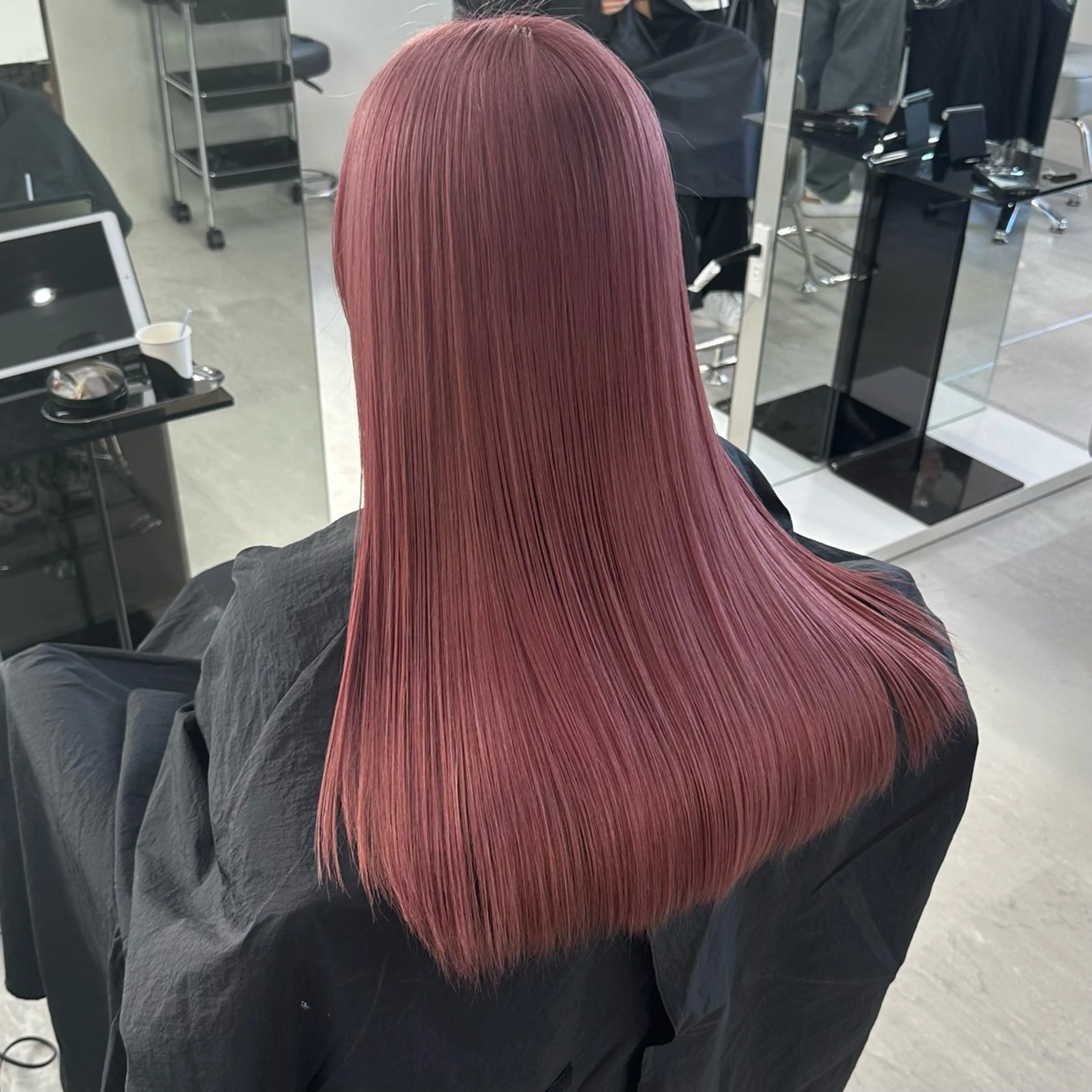 ロング カラー ヘアカラー トリートメント REAL 心斎橋所属・ブリーチ/ベージュ /ピンク🦋ナツミのヘアスタイル