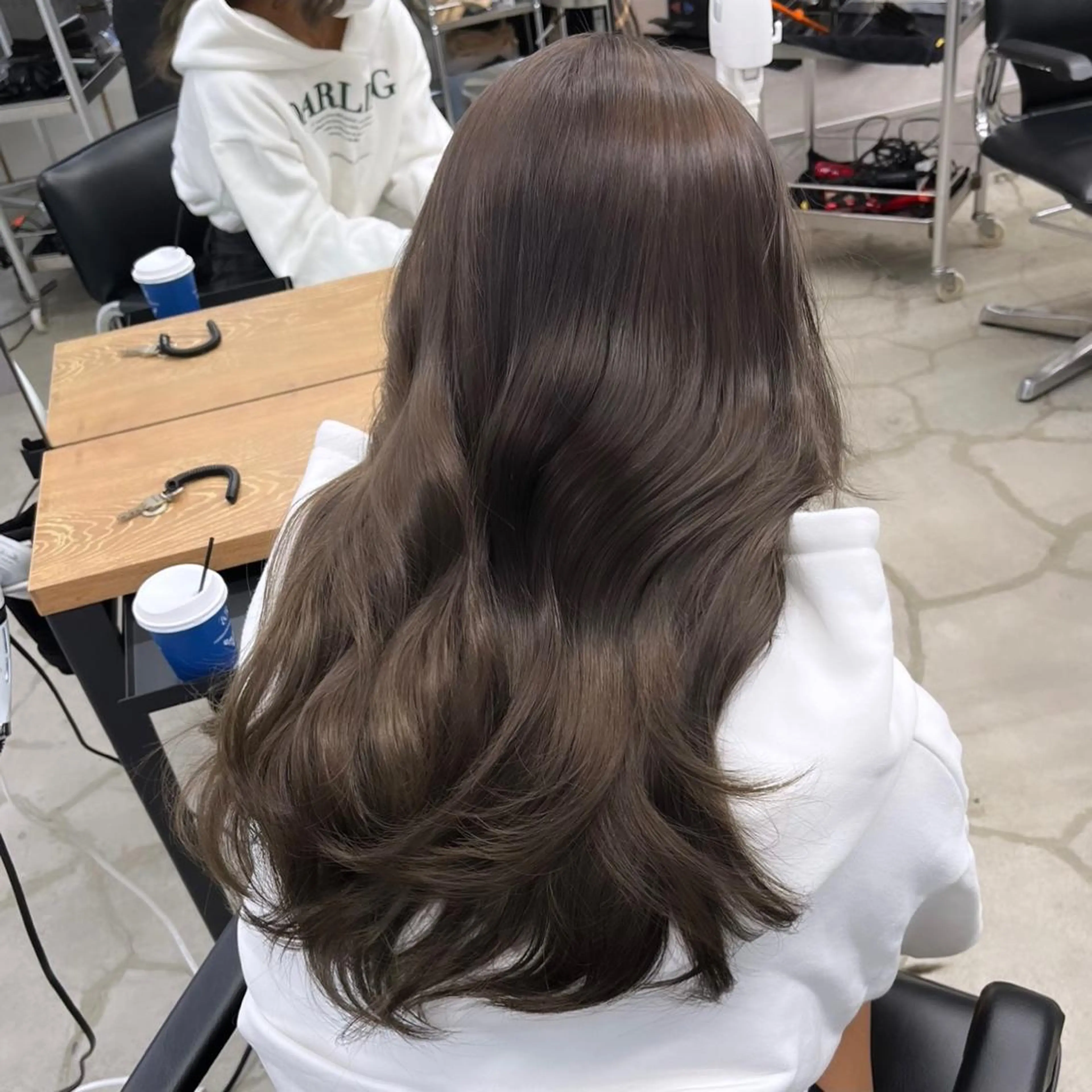 セミロング カラー パーマ ヘアアレンジ 結婚式・ブライダル アッシュ ベージュカラー 黒髪 ブリーチ 韓国ヘア×2way 🇰🇷和知拓郎のヘアスタイル